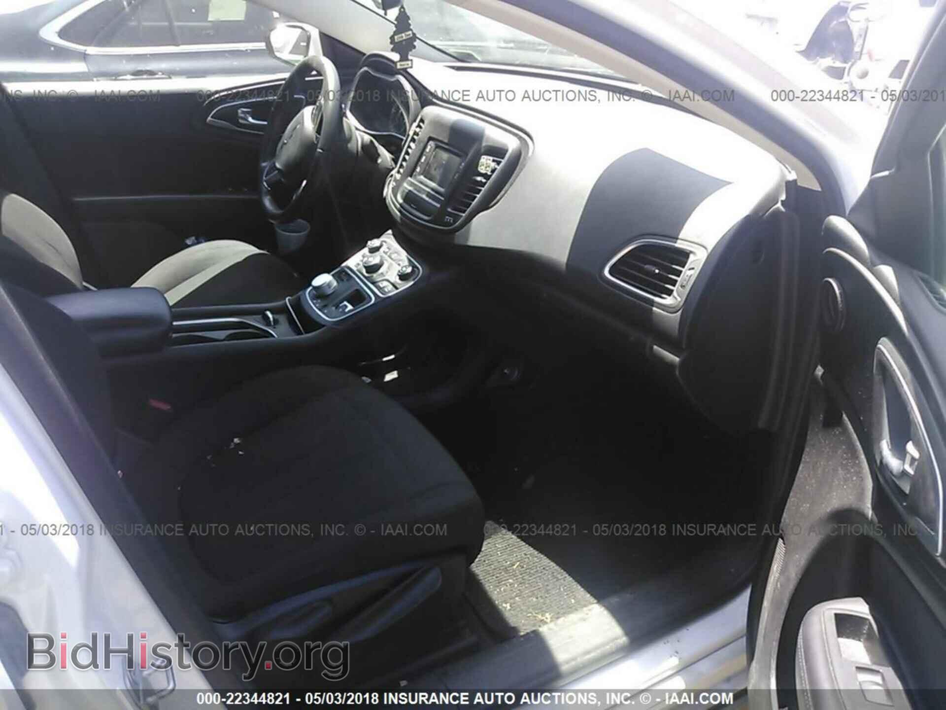 2015 Chrysler 200 - VIN: 1C3CCCAB4FN612384 - Photo 5