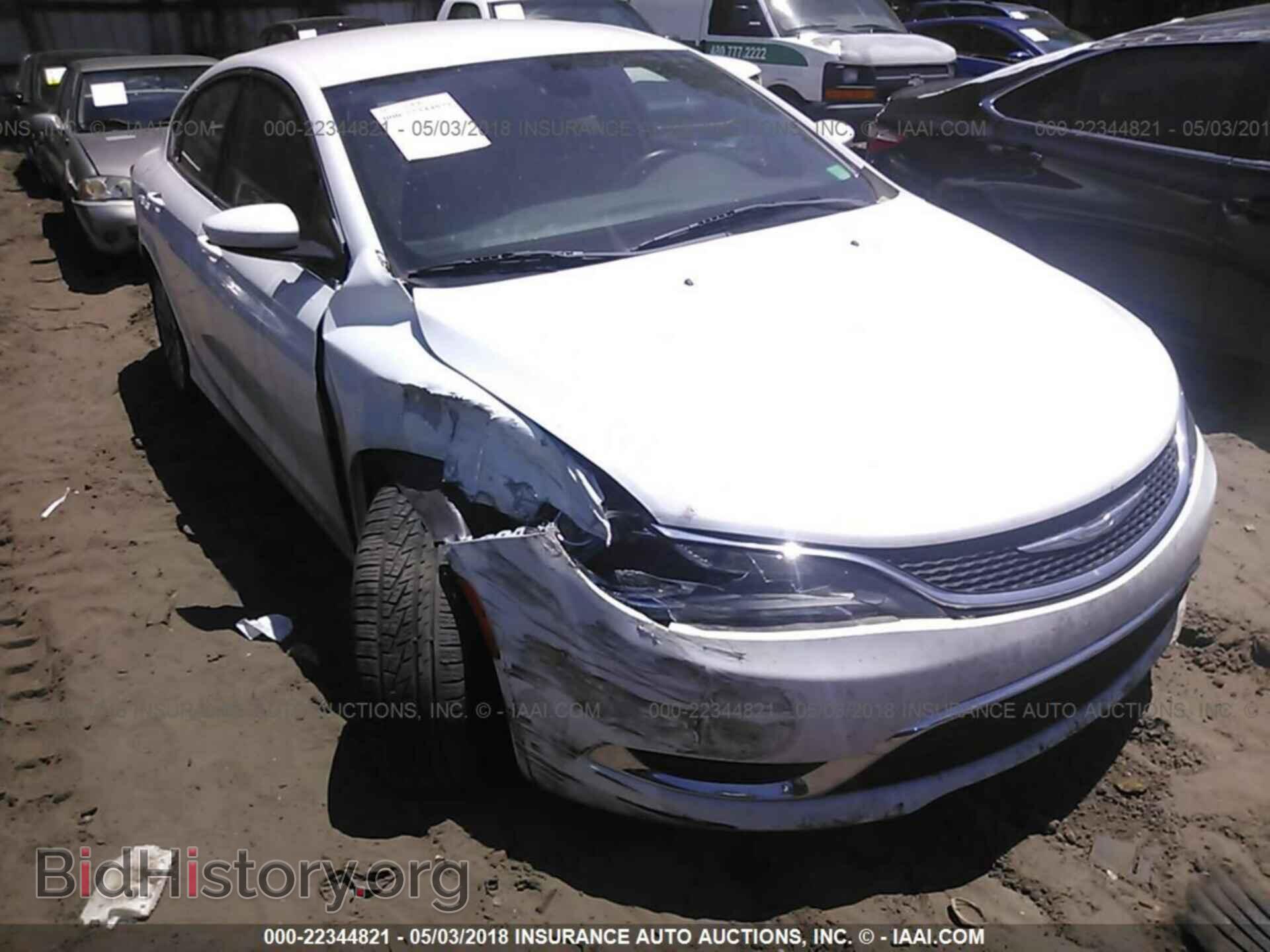 2015 Chrysler 200 - VIN: 1C3CCCAB4FN612384 - Photo 6