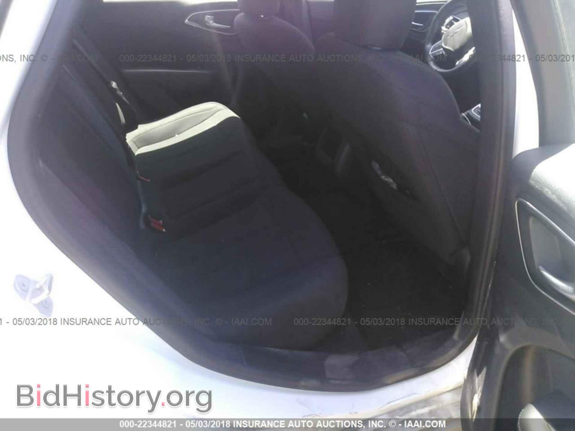 2015 Chrysler 200 - VIN: 1C3CCCAB4FN612384 - Photo 8