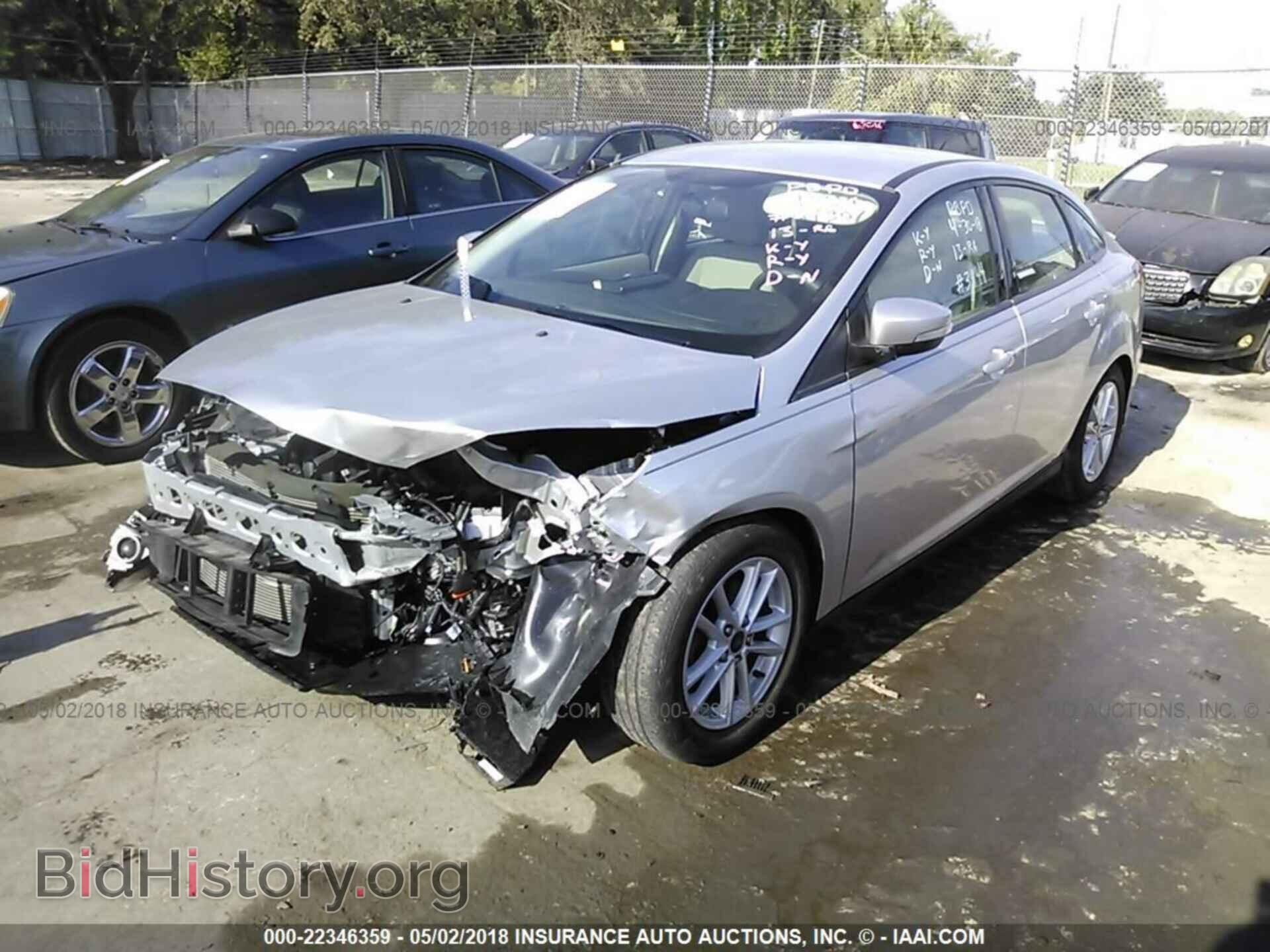 2016 Ford Focus - VIN: 1FADP3F29GL356758 - Photo 2