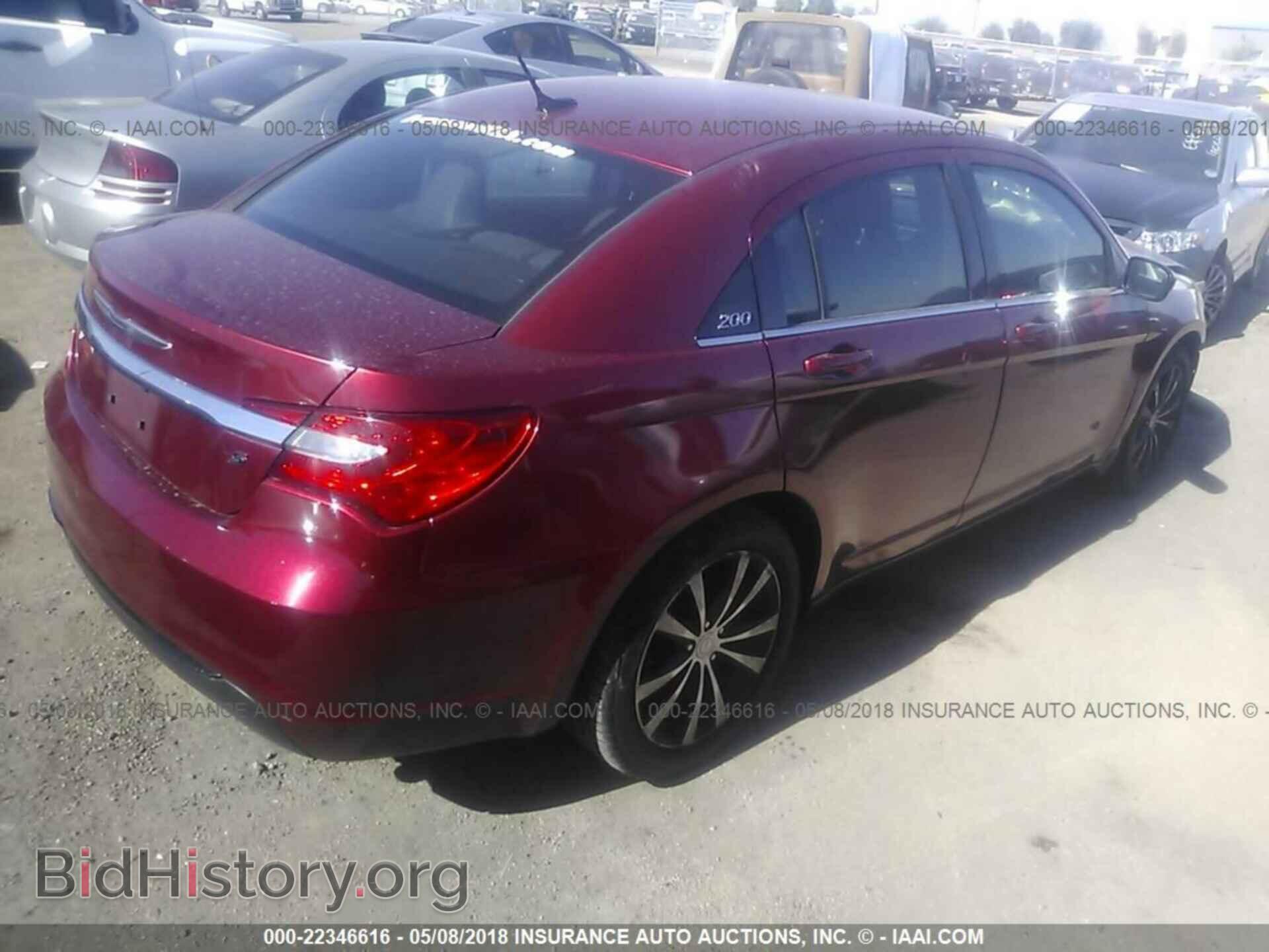 2013 Chrysler 200 - VIN: 1C3CCBBG3DN711425 - Photo 4