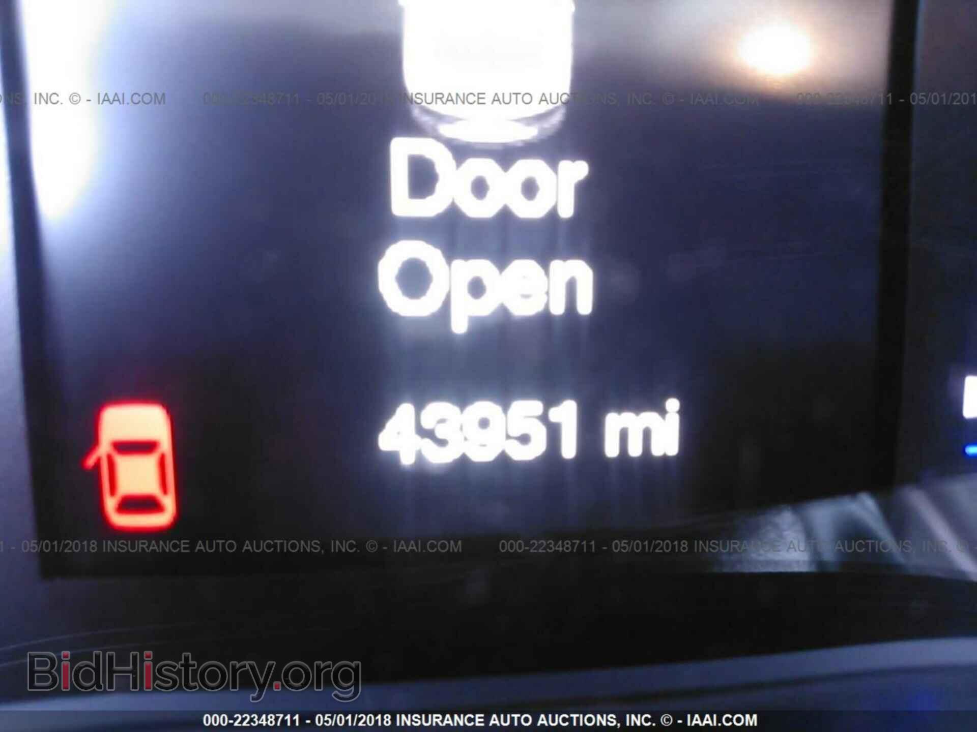 2016 Chrysler 200 - VIN: 1C3CCCAB7GN164594 - Photo 7