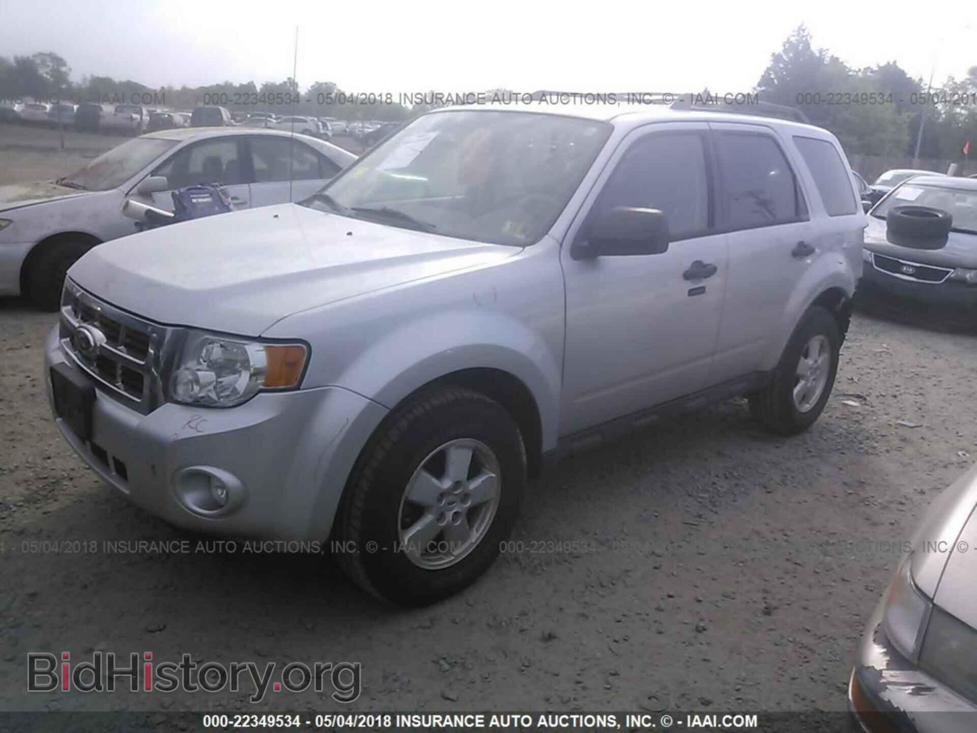 2012 Ford Escape - VIN: 1FMCU9DGXCKB49761 - Фото 2