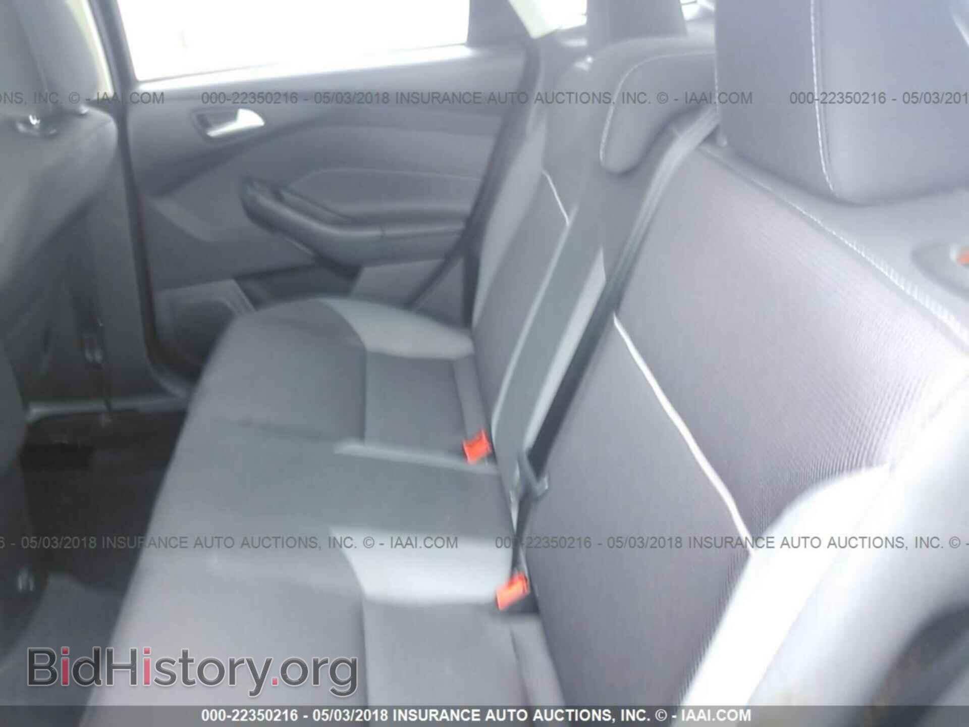 2014 Ford Focus - VIN: 1FADP3F26EL460587 - Photo 8