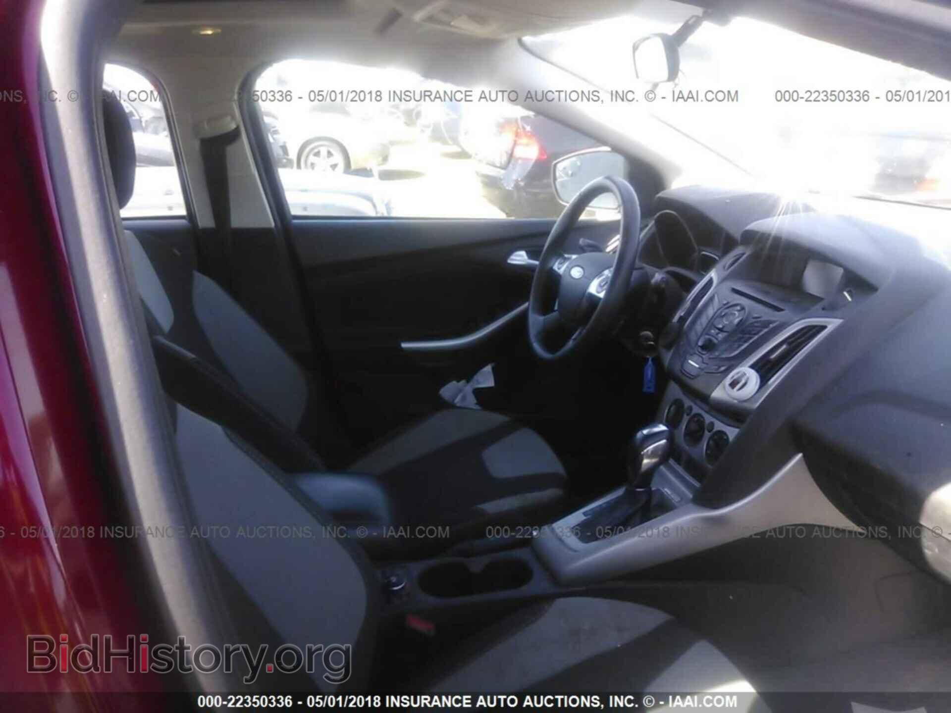 2012 Ford Focus - VIN: 1FAHP3K22CL342234 - Photo 5