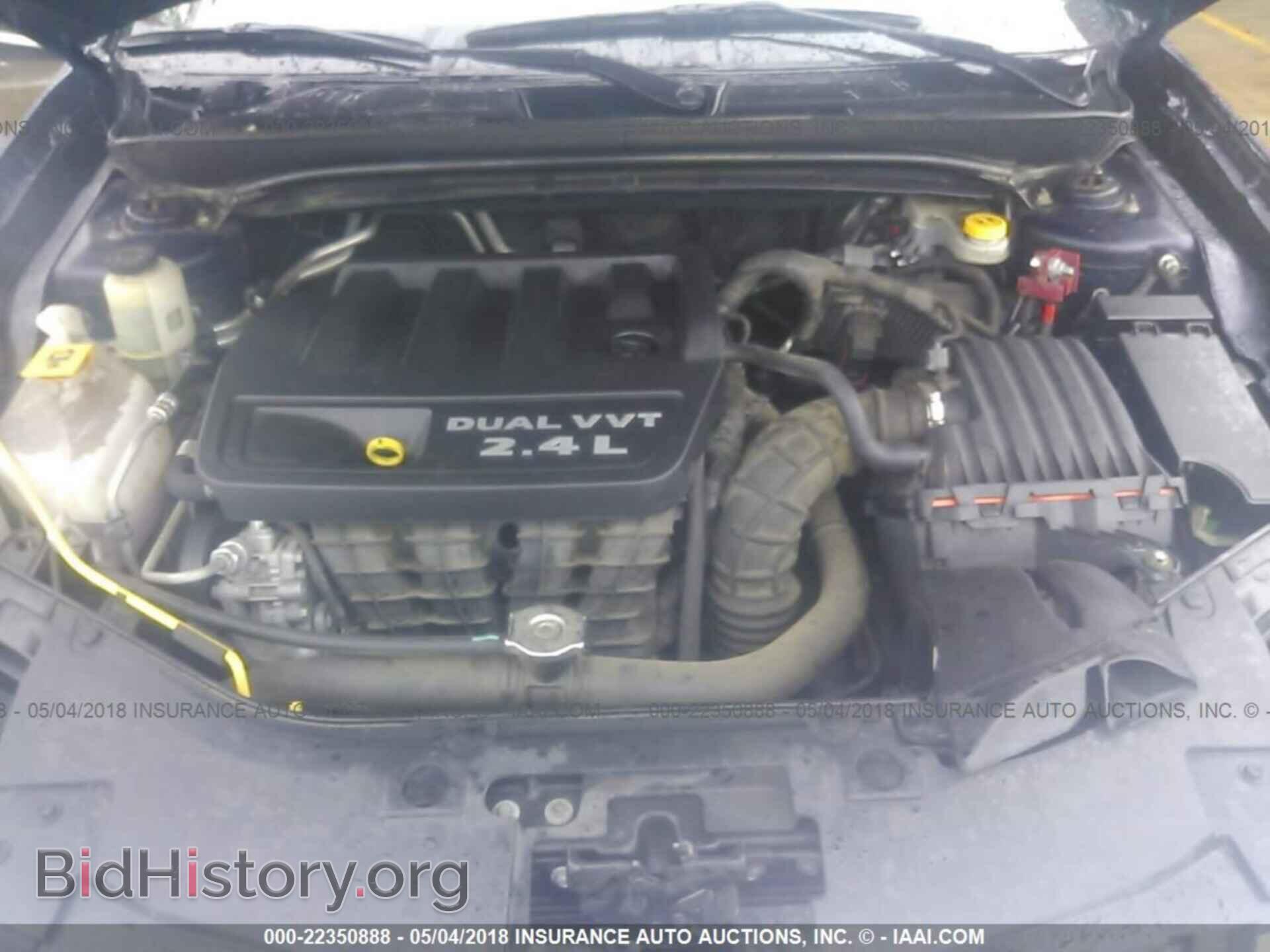 2013 Chrysler 200 - VIN: 1C3CCBBB0DN631925 - Фото 10