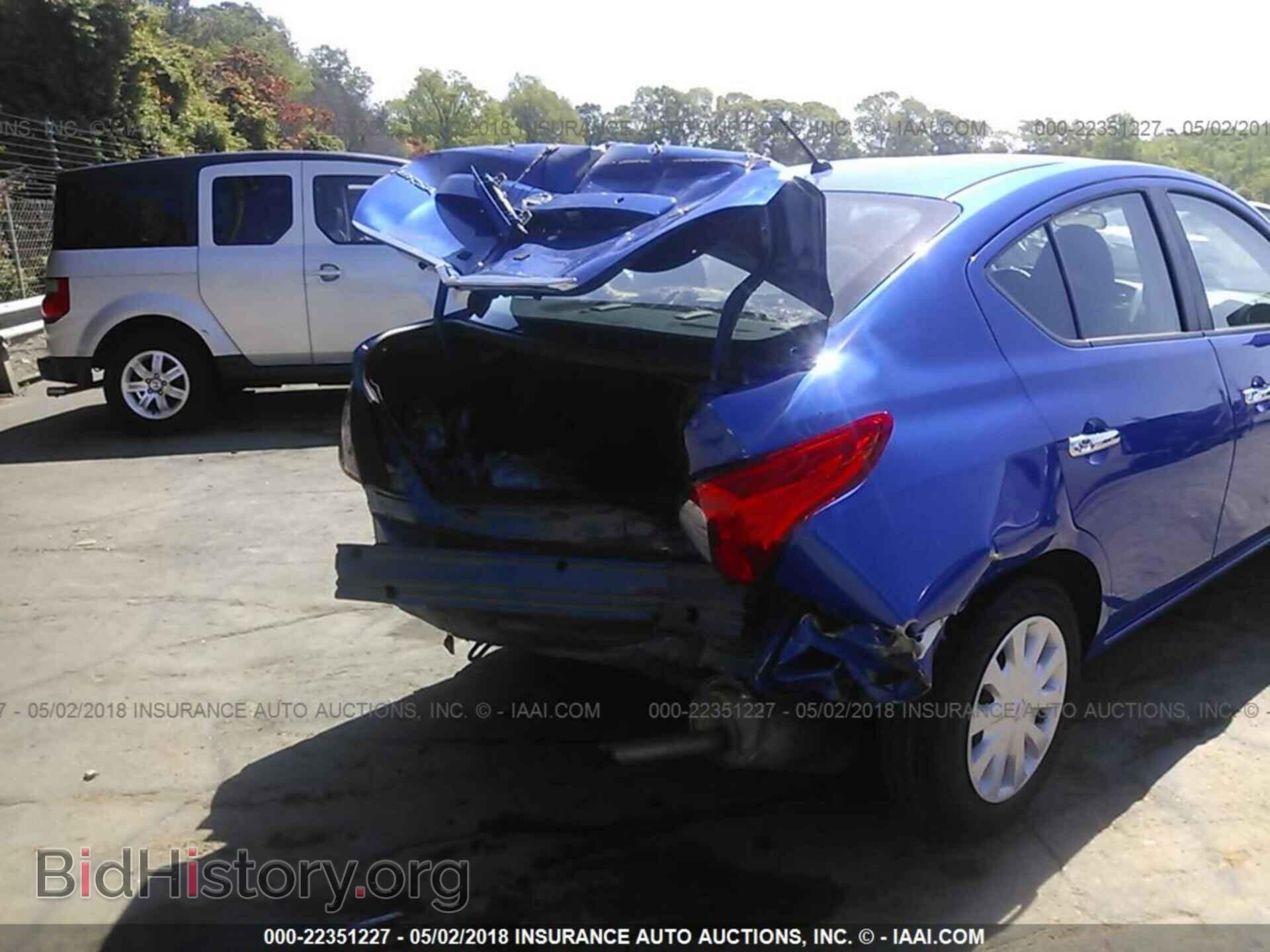 2017 Nissan Versa - VIN: 3N1CN7AP3HL852041 - Photo 6