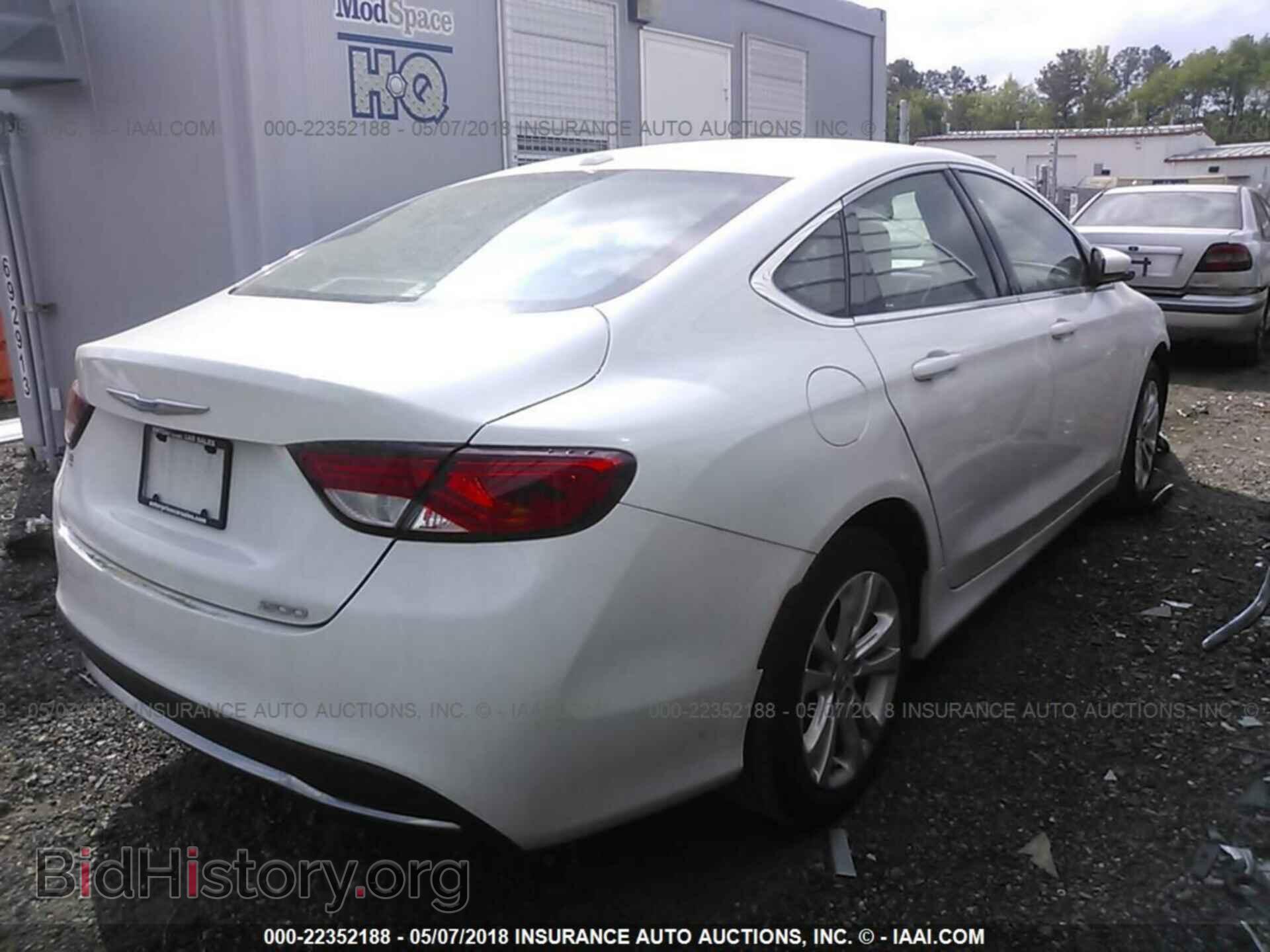 2015 Chrysler 200 - VIN: 1C3CCCAB5FN695467 - Photo 4
