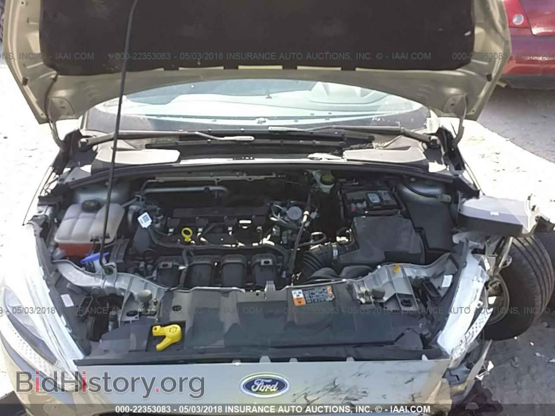 2016 Ford Focus - VIN: 1FADP3F25GL404904 - Photo 10