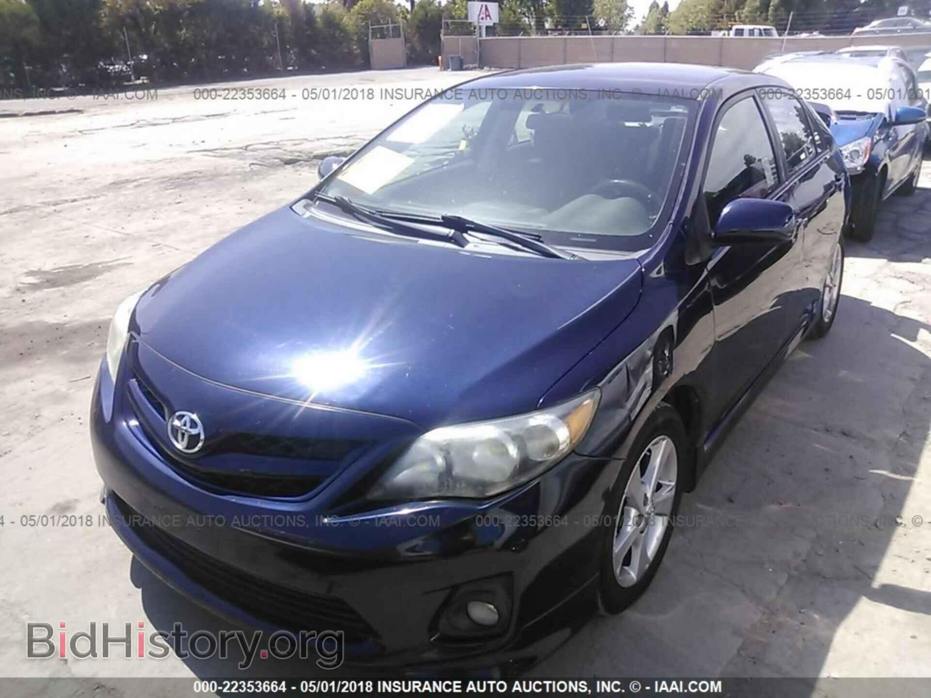 2011 Toyota Corolla - VIN: 2T1BU4EE7BC666564 - Фото 2