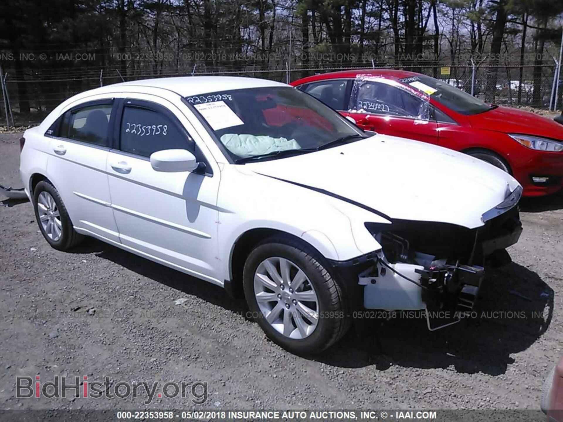 Photo 1C3CCBBB8DN588757 - Chrysler 200 2013