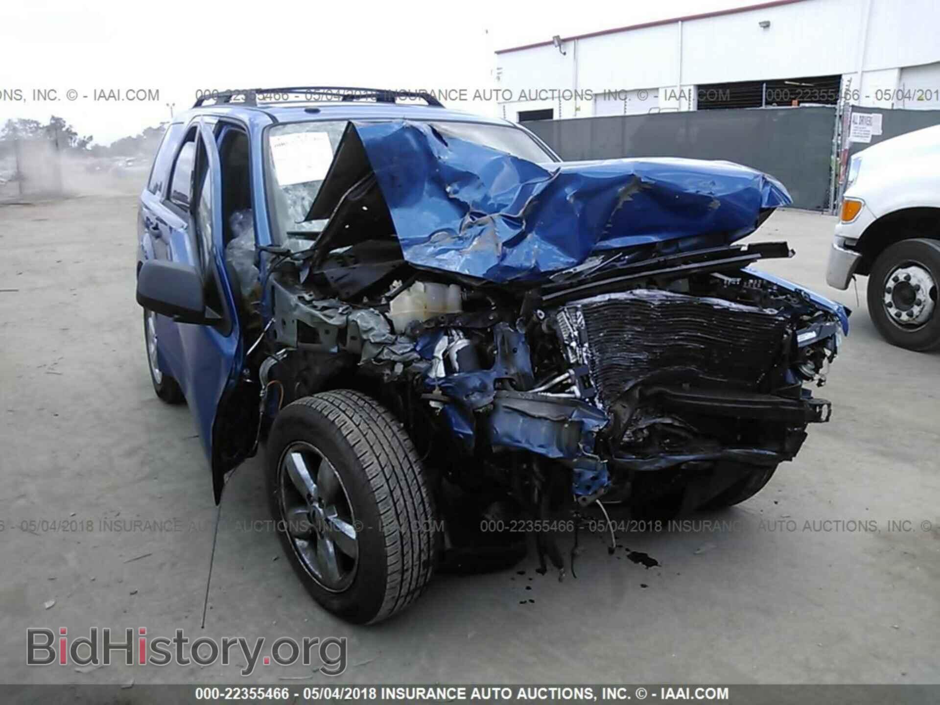 2012 Ford Escape - VIN: 1FMCU9DG9CKA26730 - Photo 6