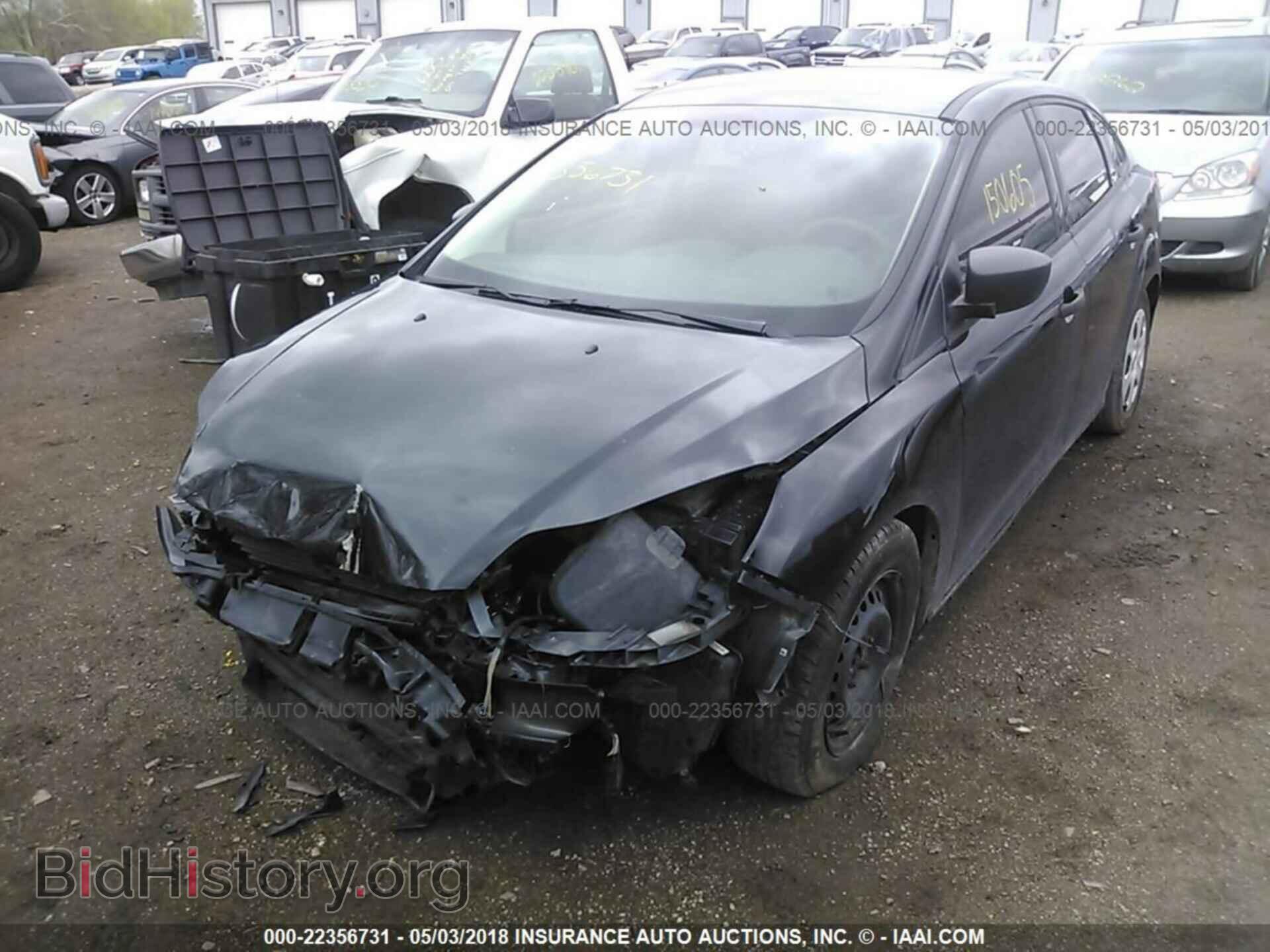 2012 Ford Focus - VIN: 1FAHP3E23CL370541 - Photo 2