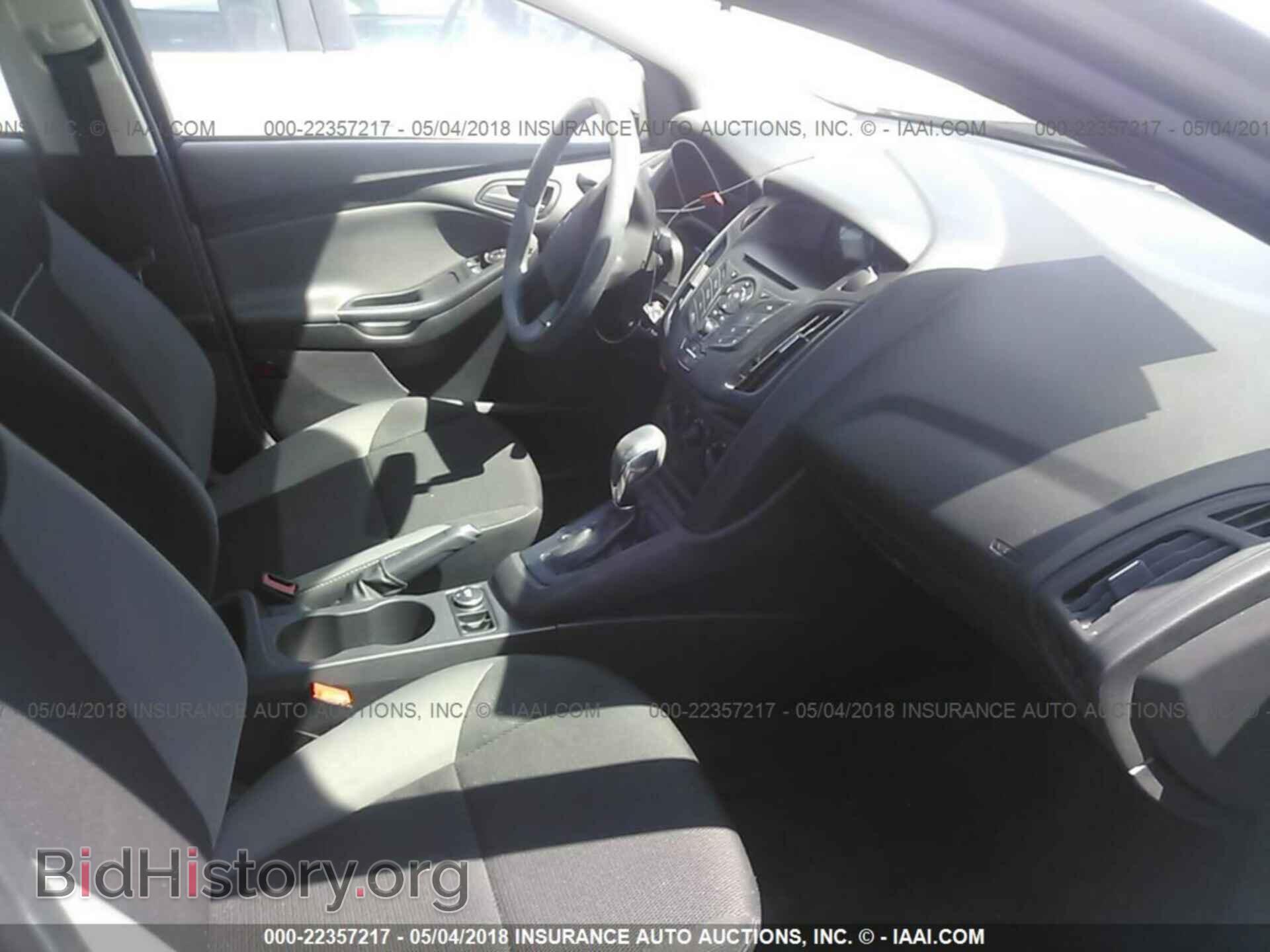 2014 Ford Focus - VIN: 1FADP3E23EL199680 - Photo 5