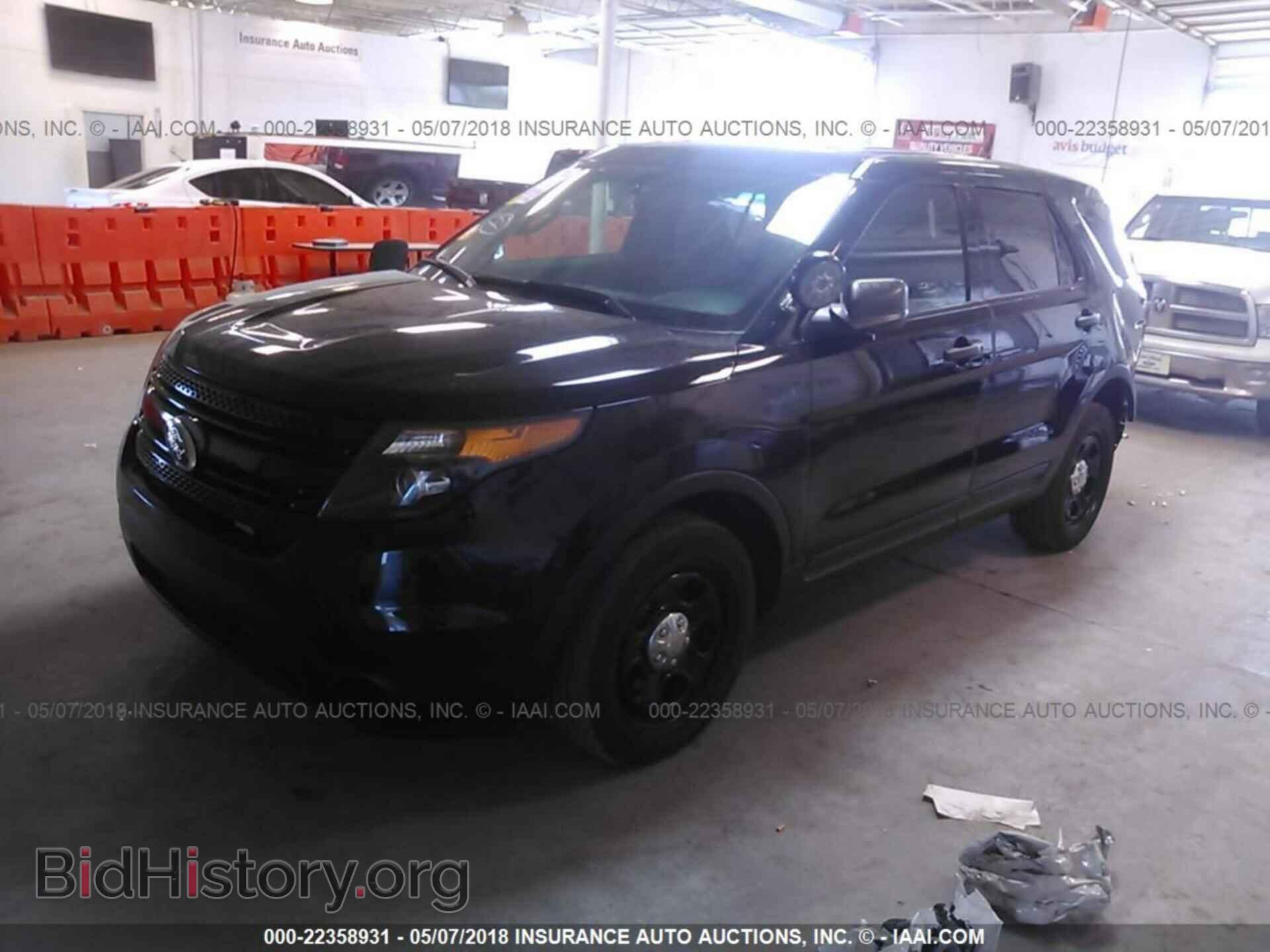 2014 Ford Explorer - VIN: 1FM5K8AR3EGA71019 - Photo 2