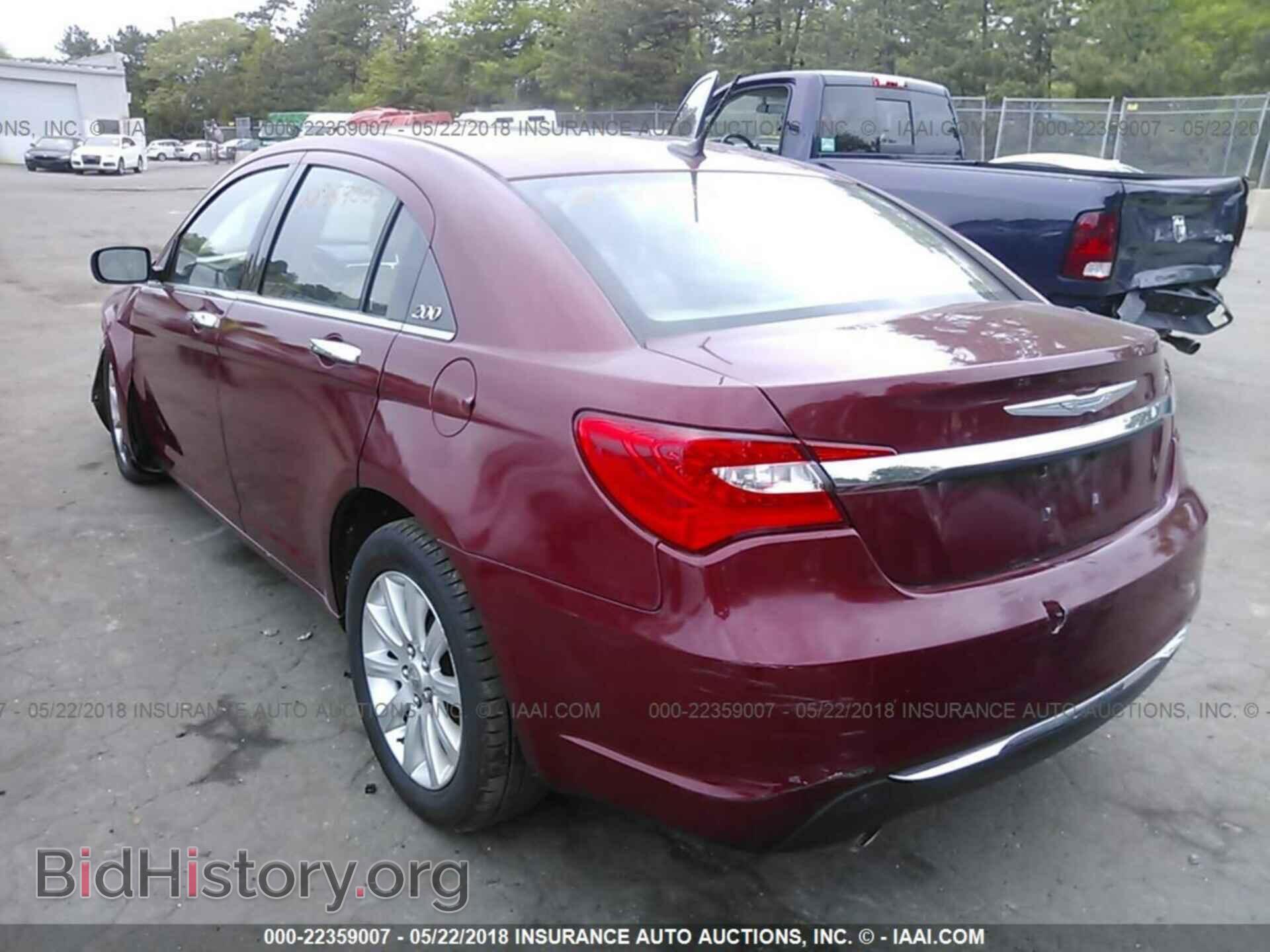 2013 Chrysler 200 - VIN: 1C3CCBCG0DN522651 - Фото 3