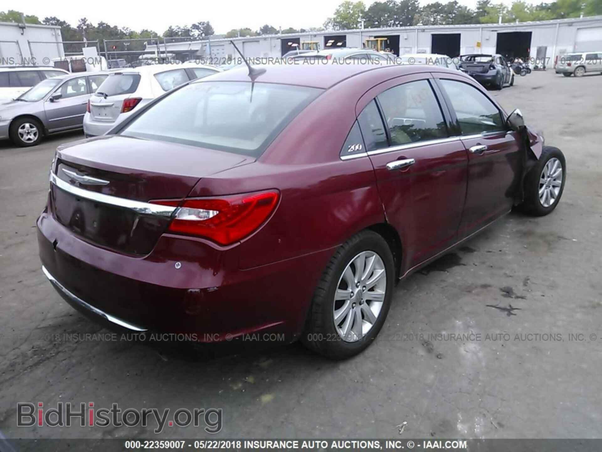 2013 Chrysler 200 - VIN: 1C3CCBCG0DN522651 - Фото 4