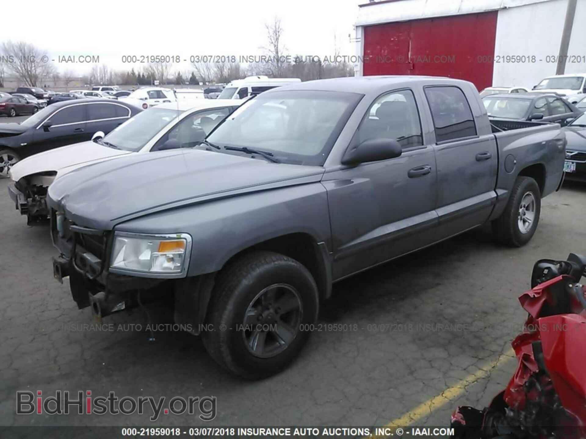 2008 DODGE DAKOTA - VIN: 1D7HW38N68S560775 - Фото 2
