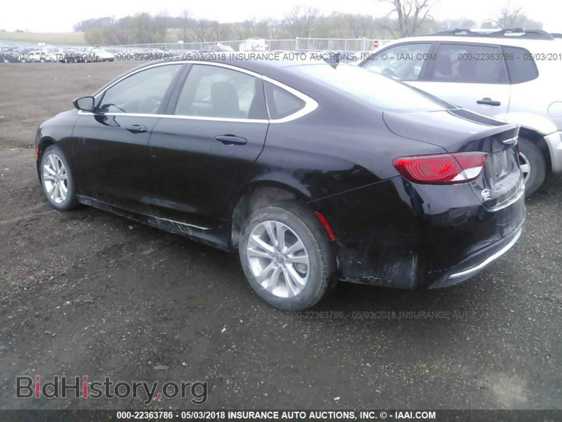 2015 Chrysler 200 - VIN: 1C3CCCAB2FN696754 - Photo 3