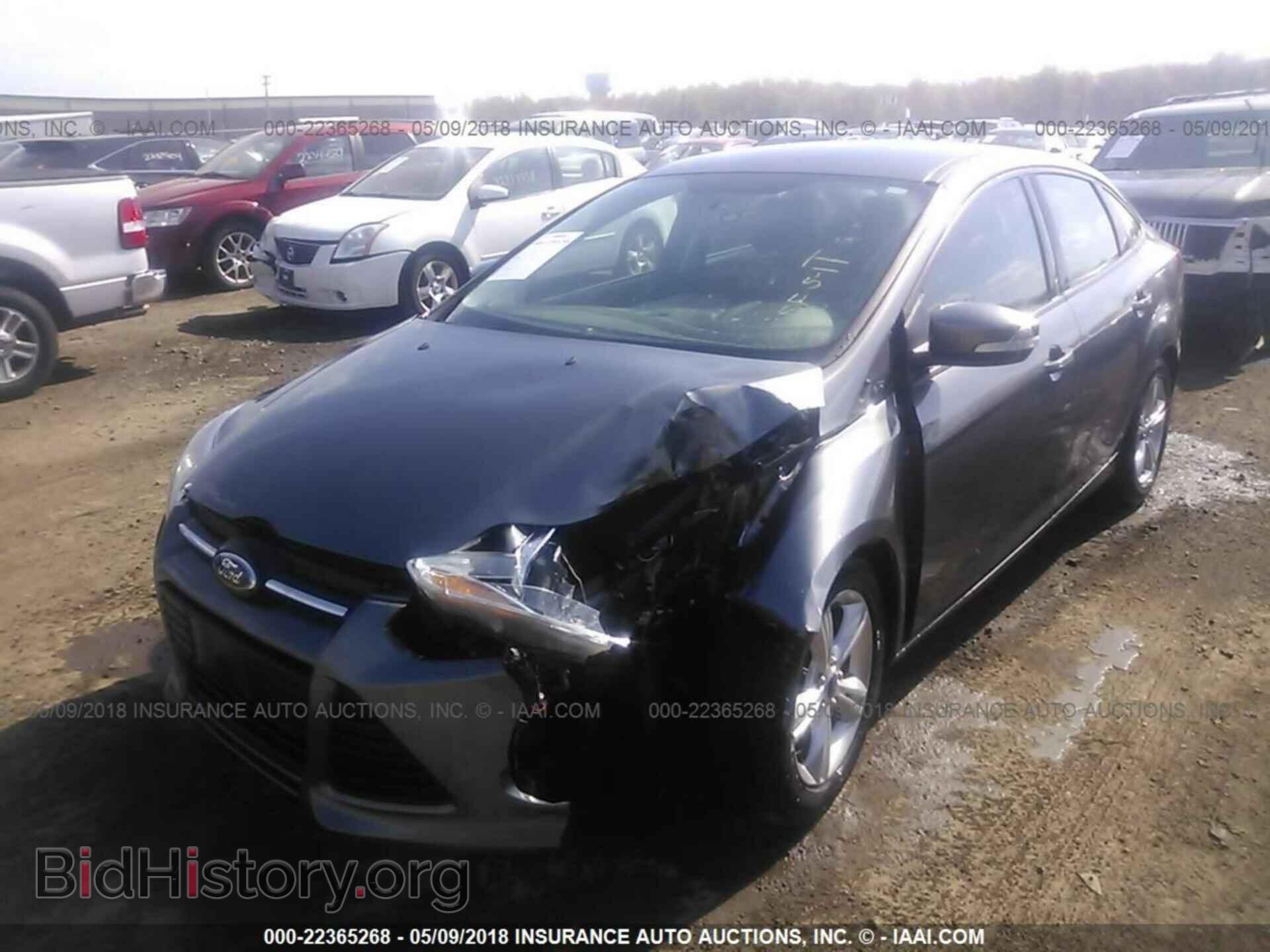 2014 Ford Focus - VIN: 1FADP3F23EL347969 - Фото 2