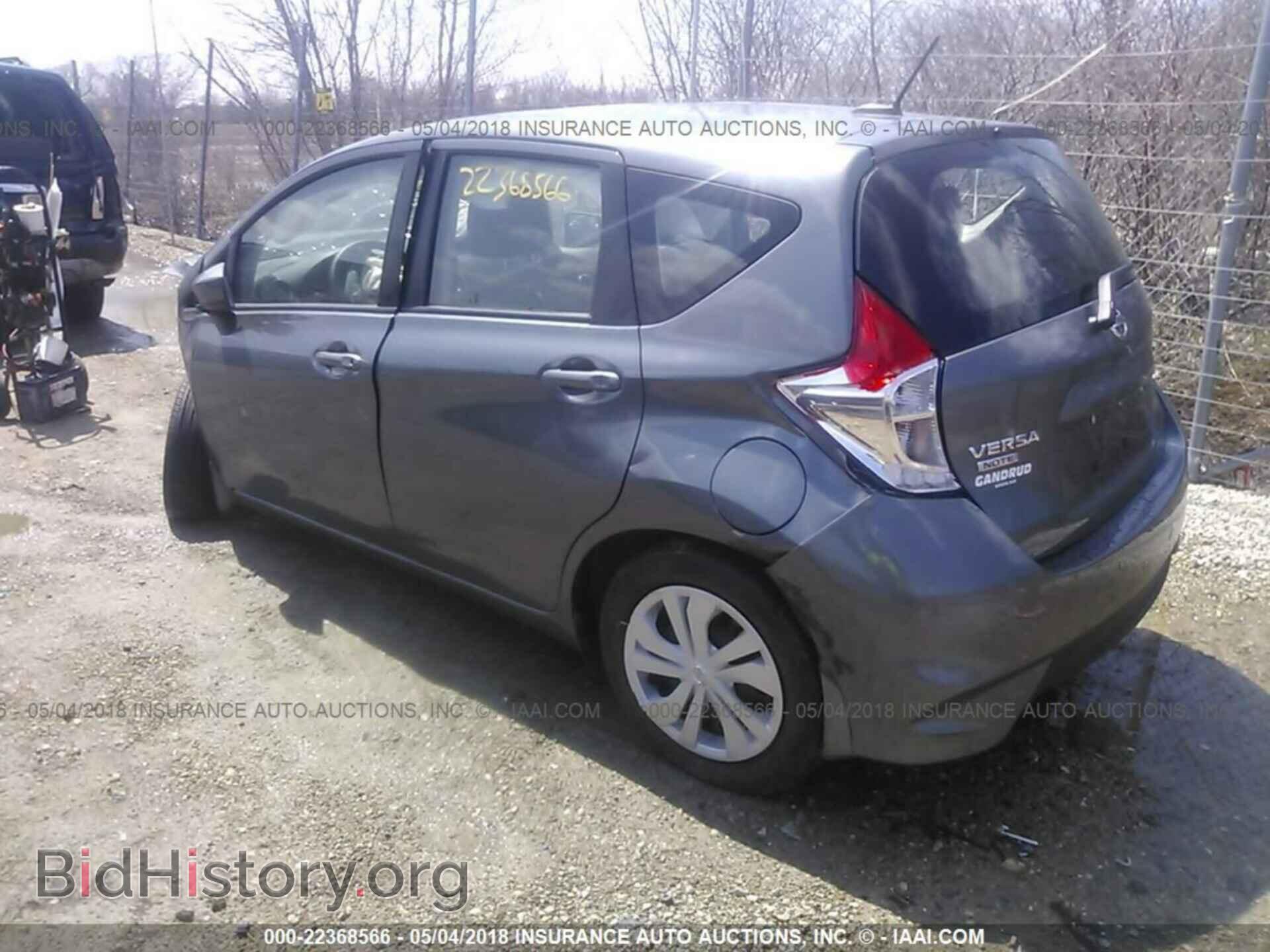 2018 Nissan Versa note - VIN: 3N1CE2CP6JL358021 - Photo 3