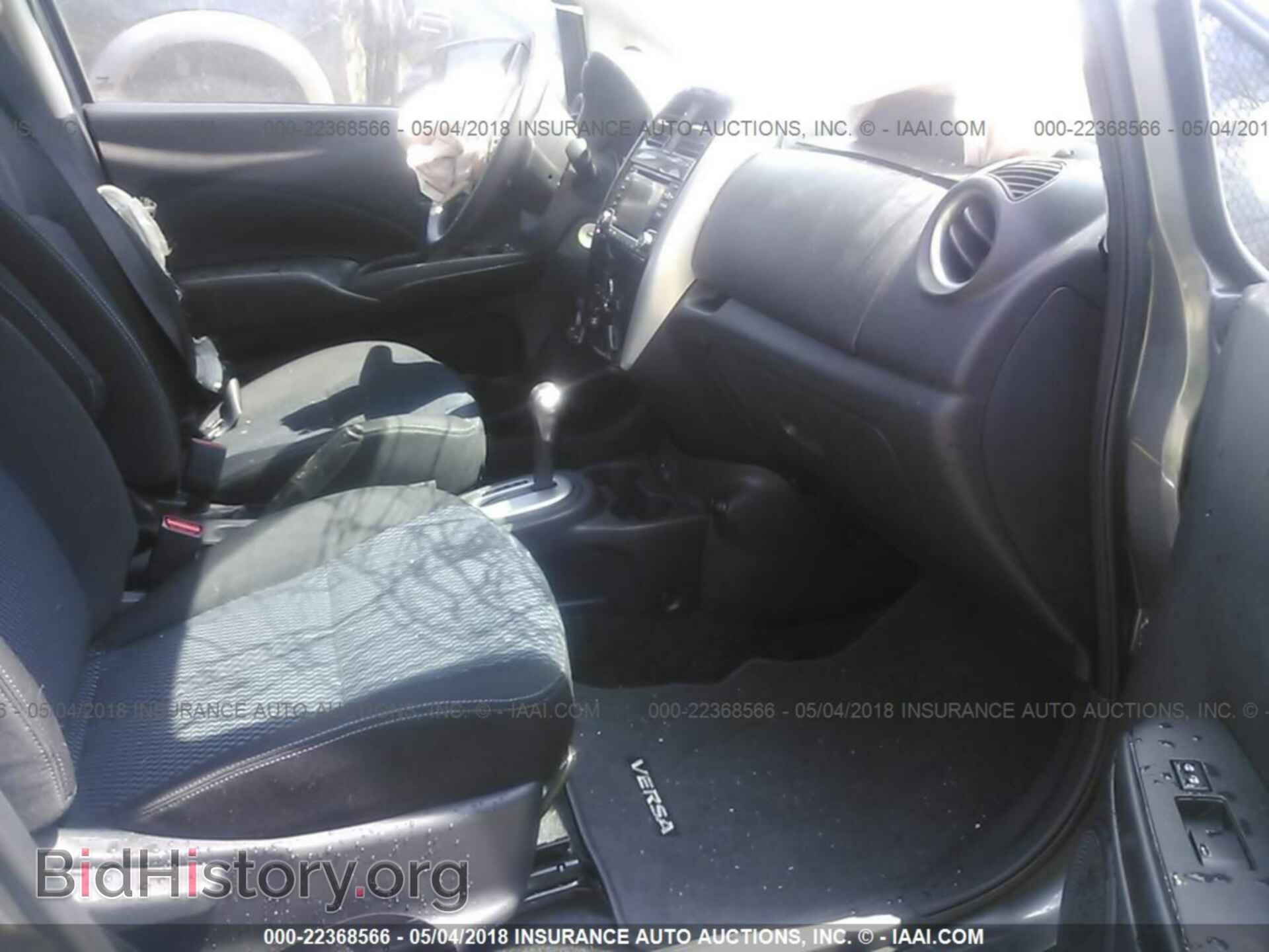 2018 Nissan Versa note - VIN: 3N1CE2CP6JL358021 - Photo 5