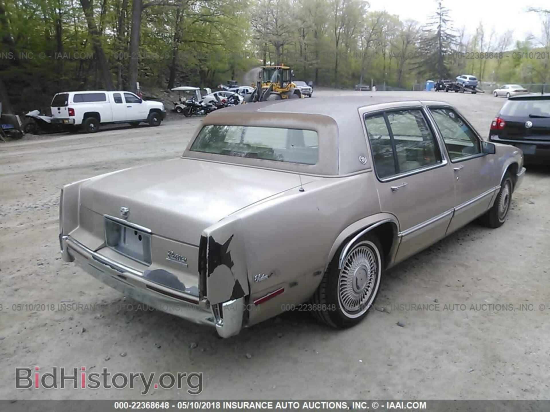 1993 CADILLAC DEVILLE - VIN: 1G6CD53B8P4263323 - Photo 4
