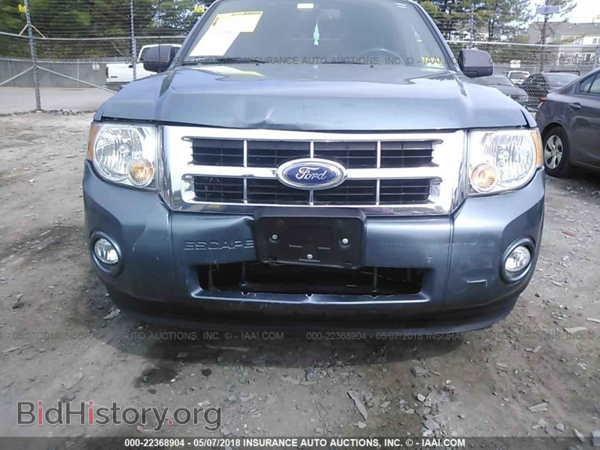 2011 Ford Escape - VIN: 1FMCU0D75BKC15966 - Photo 6