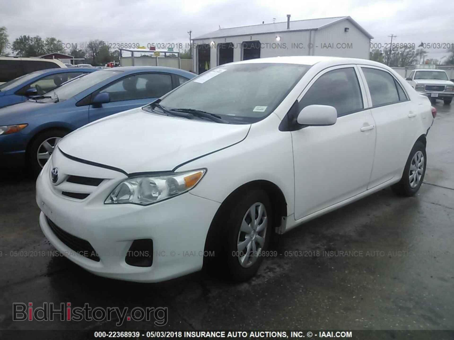 2013 Toyota Corolla - VIN: 5YFBU4EE3DP121495 - Photo 2