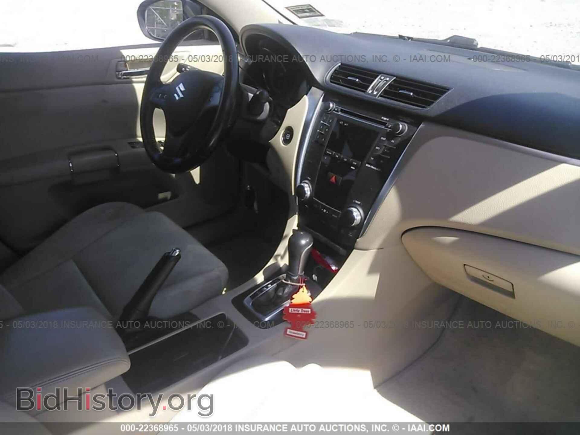 2010 SUZUKI KIZASHI - VIN: JS2RE9A36A6100596 - Photo 5