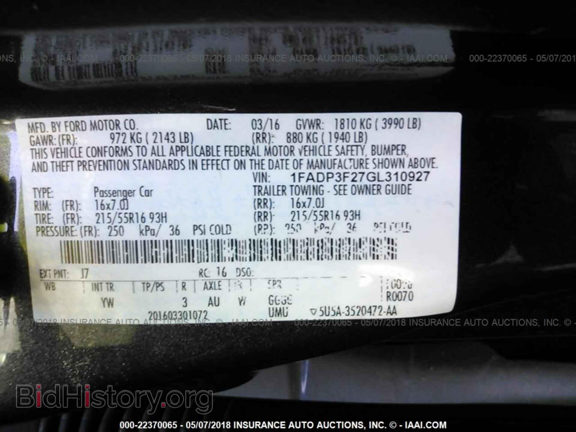 2016 Ford Focus - VIN: 1FADP3F27GL310927 - Photo 9