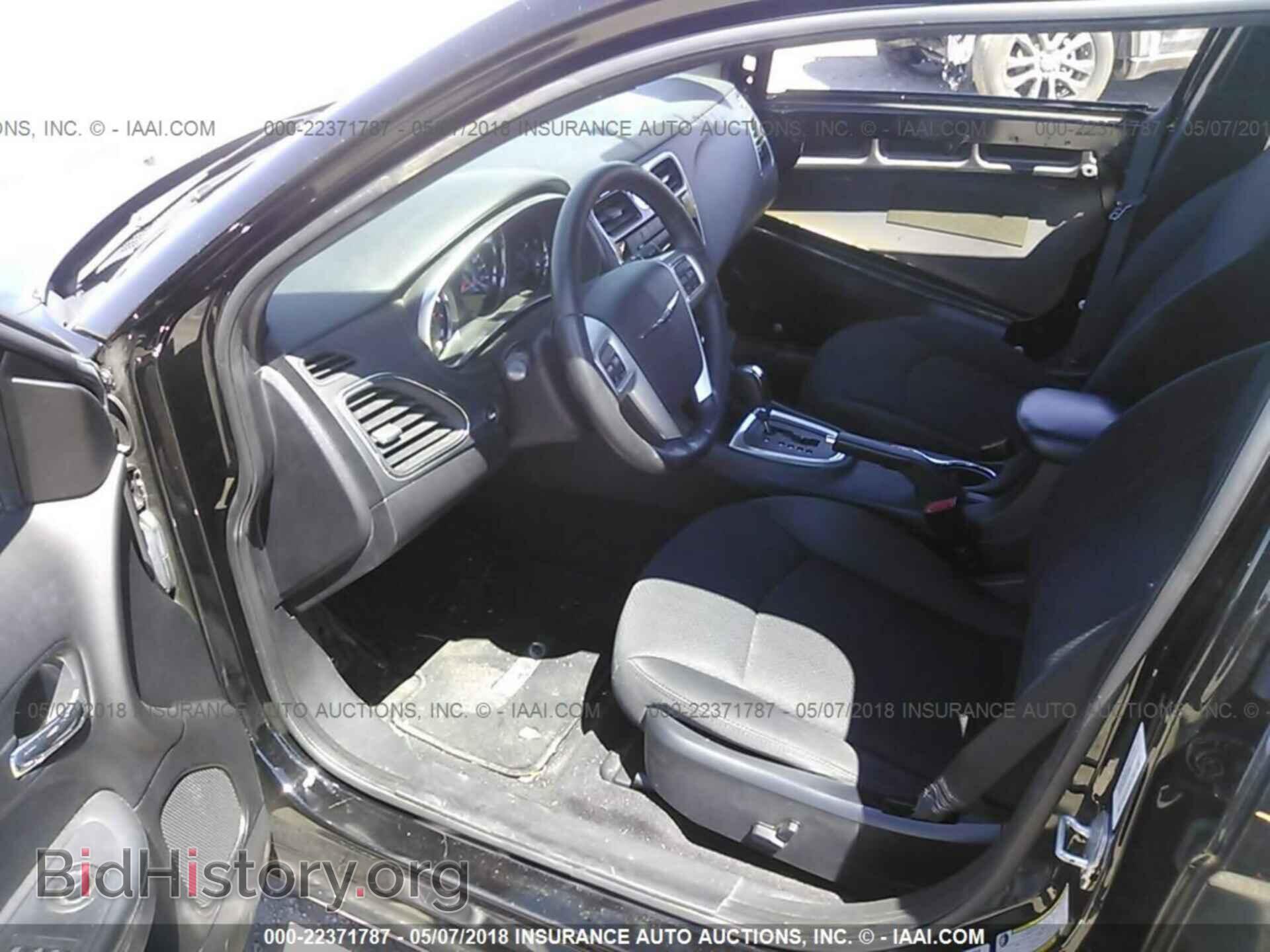 2012 Chrysler 200 - VIN: 1C3CCBBB9CN129445 - Photo 5