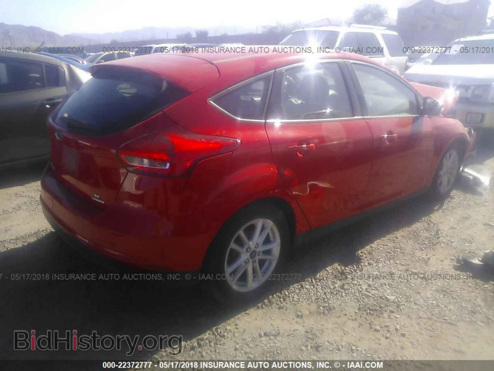 2016 Ford Focus - VIN: 1FADP3K2XGL256111 - Фото 4