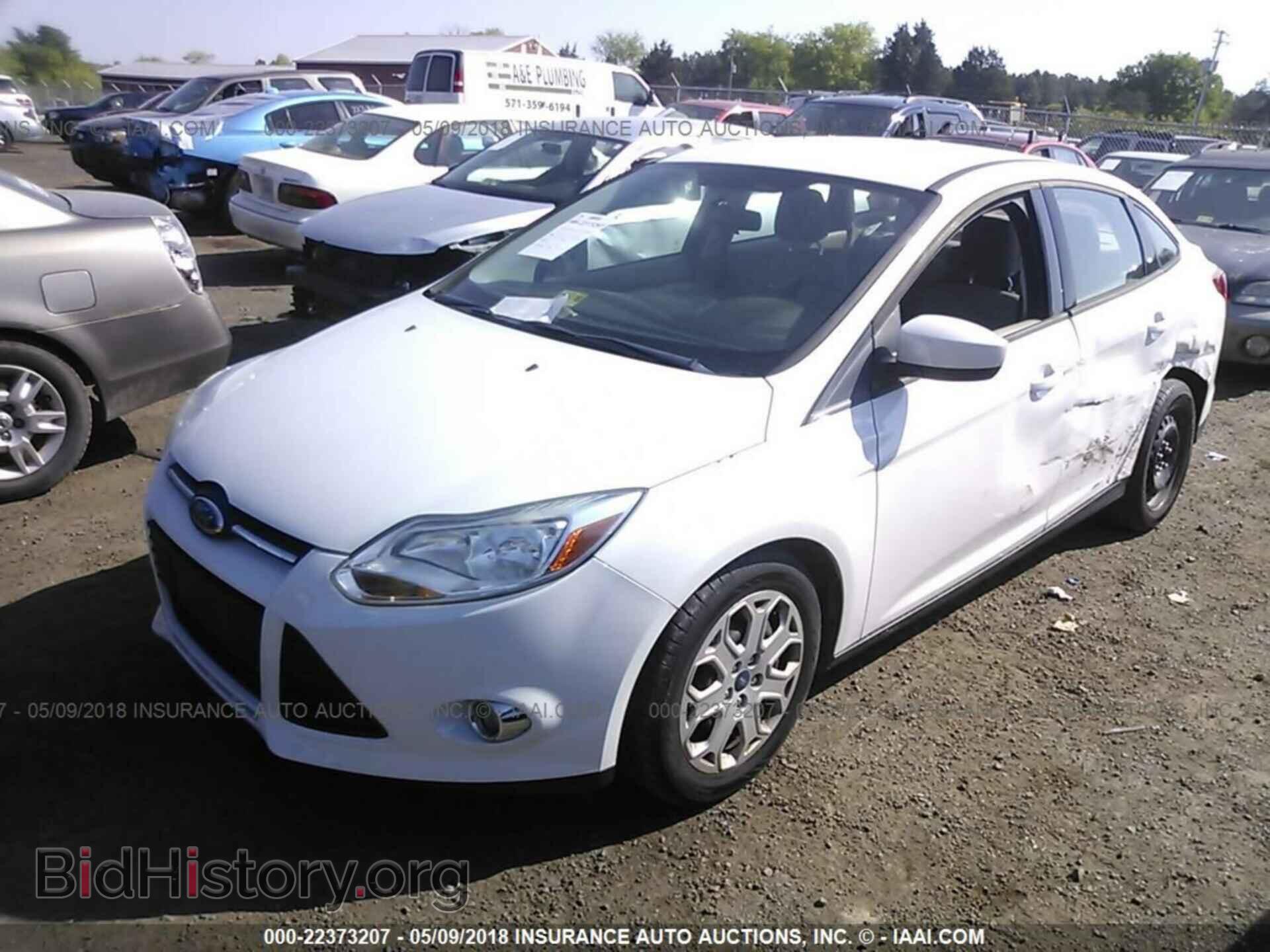 2012 Ford Focus - VIN: 1FAHP3F28CL265962 - Photo 2