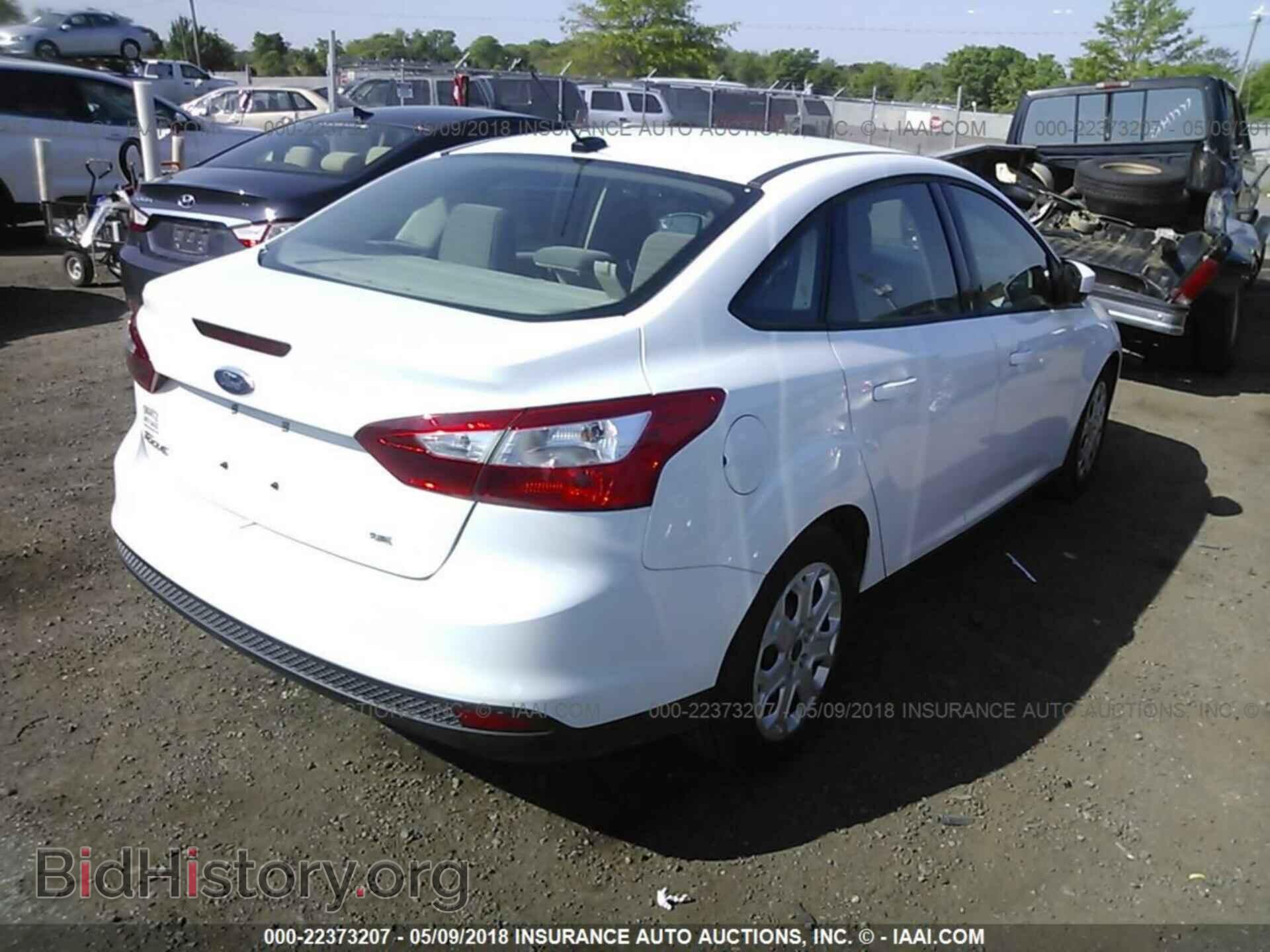 2012 Ford Focus - VIN: 1FAHP3F28CL265962 - Photo 4
