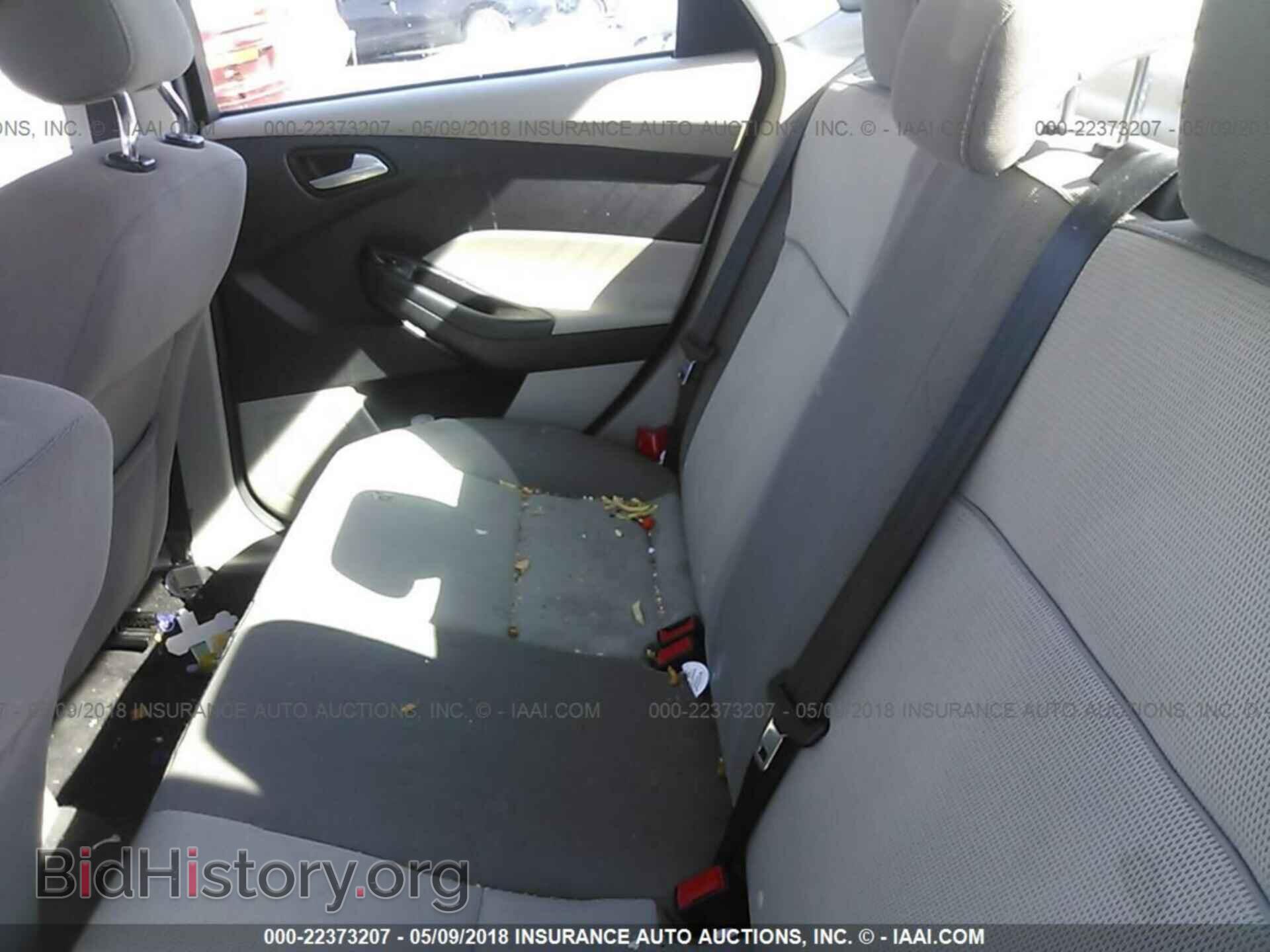 2012 Ford Focus - VIN: 1FAHP3F28CL265962 - Photo 8