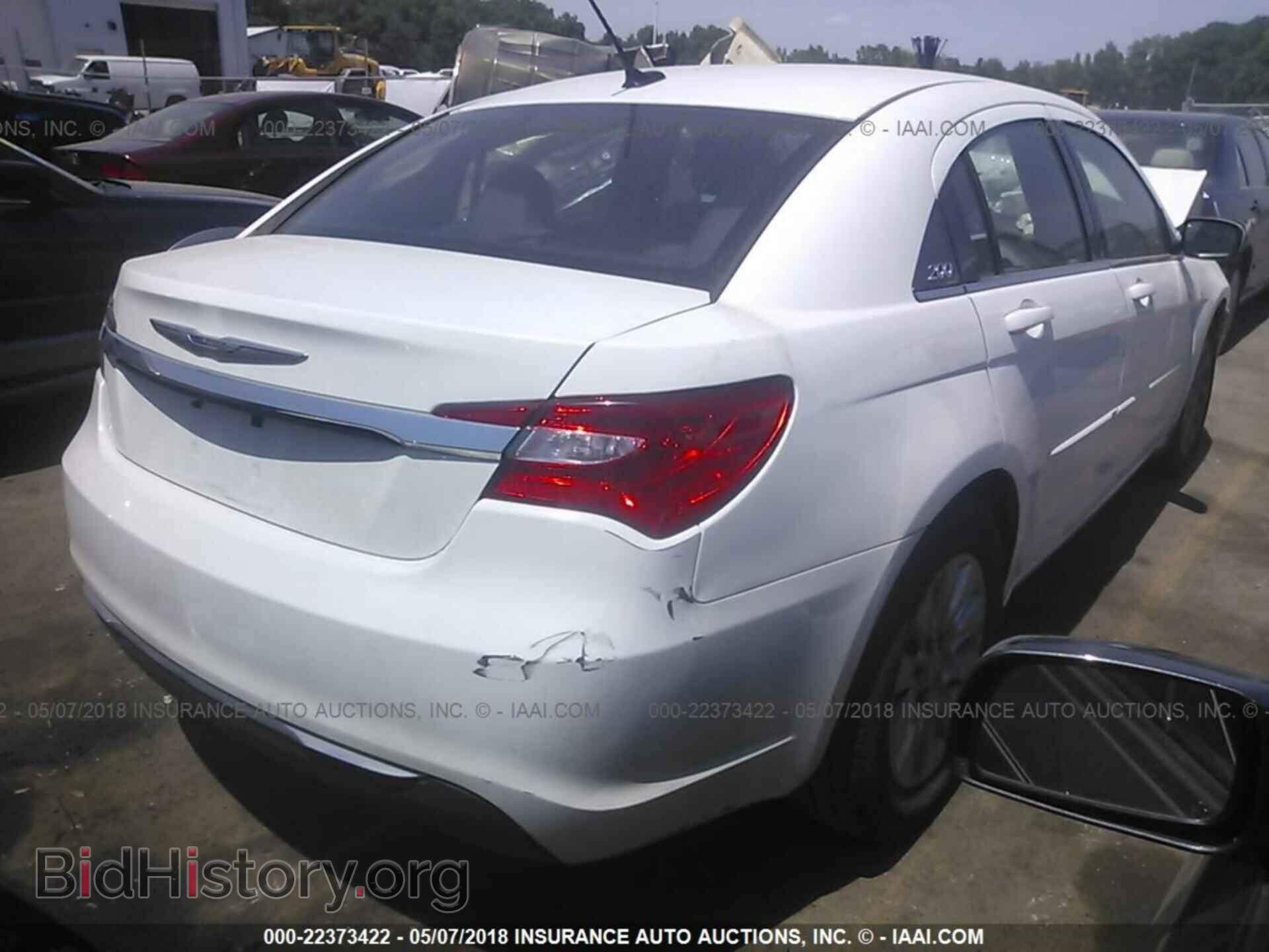 2012 Chrysler 200 - VIN: 1C3CCBAB3CN246410 - Фото 4