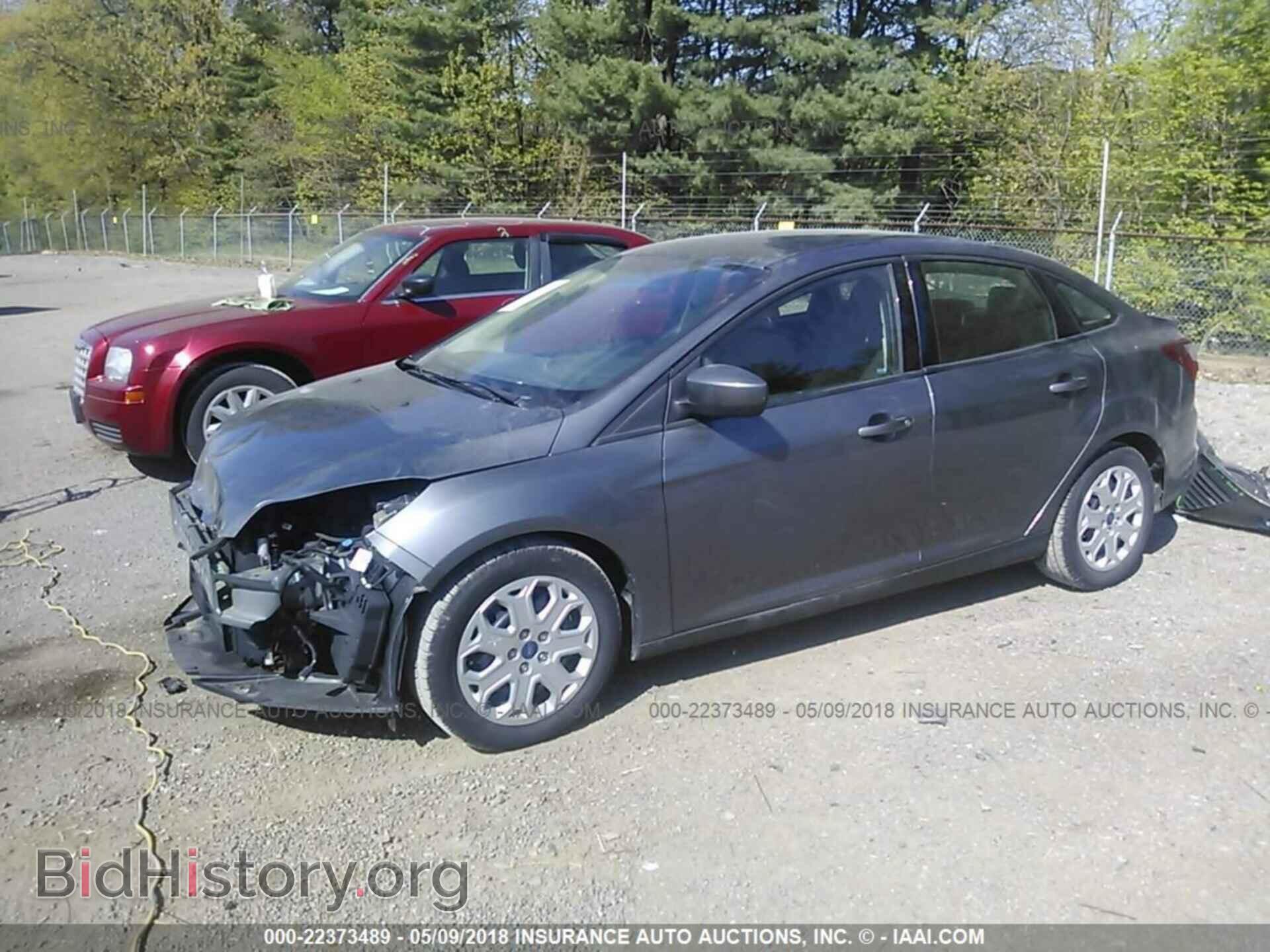 2012 Ford Focus - VIN: 1FAHP3F24CL138867 - Photo 2