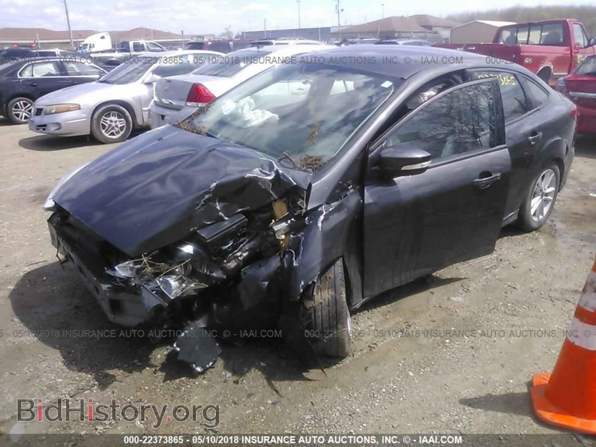 2016 Ford Focus - VIN: 1FADP3F26GL293344 - Фото 2