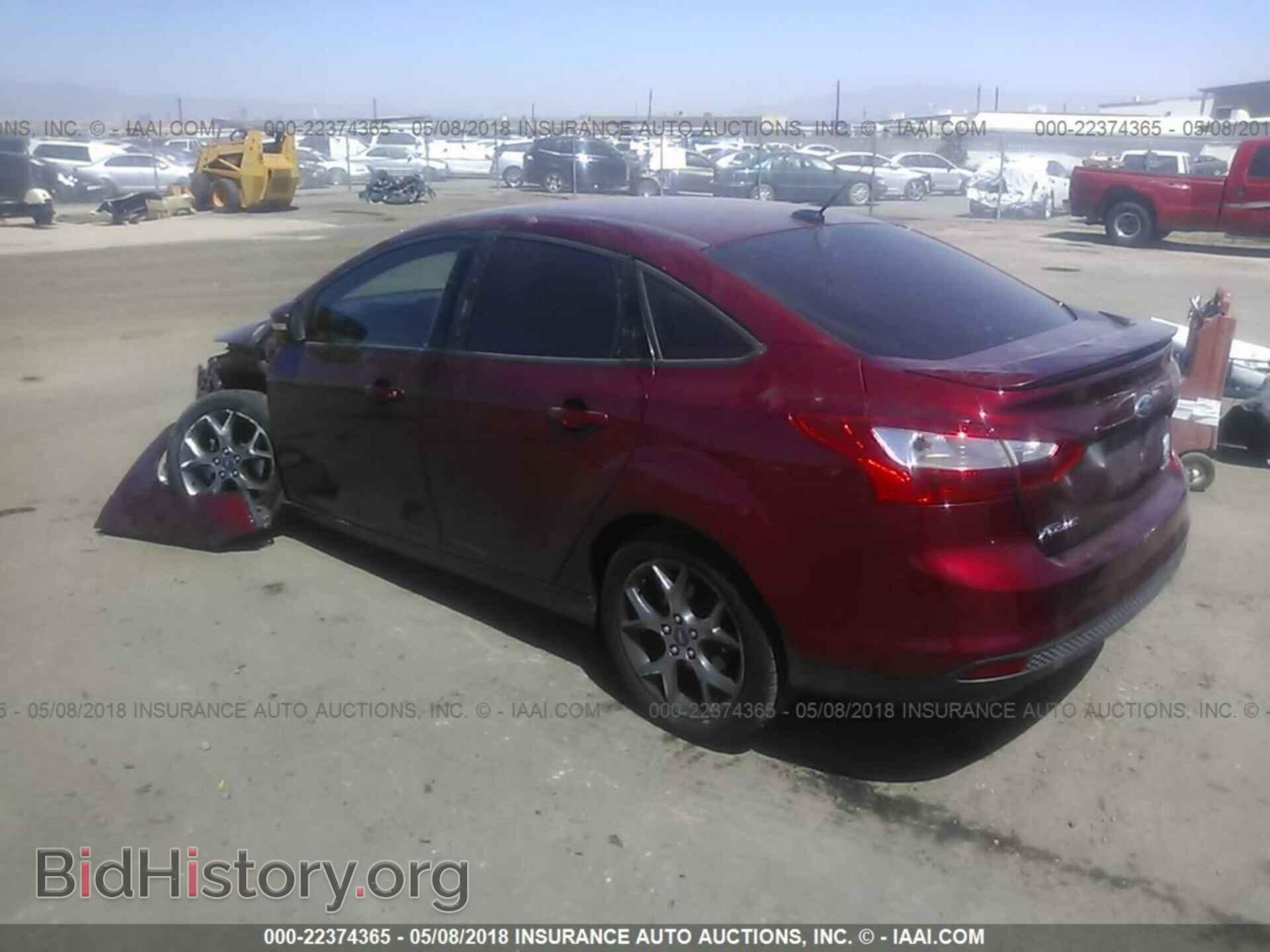 2013 Ford Focus - VIN: 1FADP3F21DL264362 - Photo 3