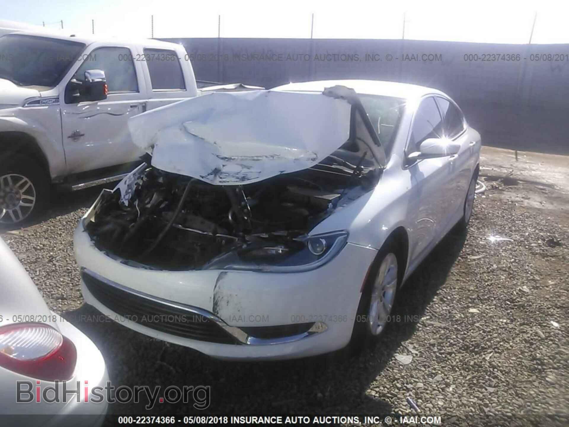 2016 Chrysler 200 - VIN: 1C3CCCAG3GN100905 - Photo 2