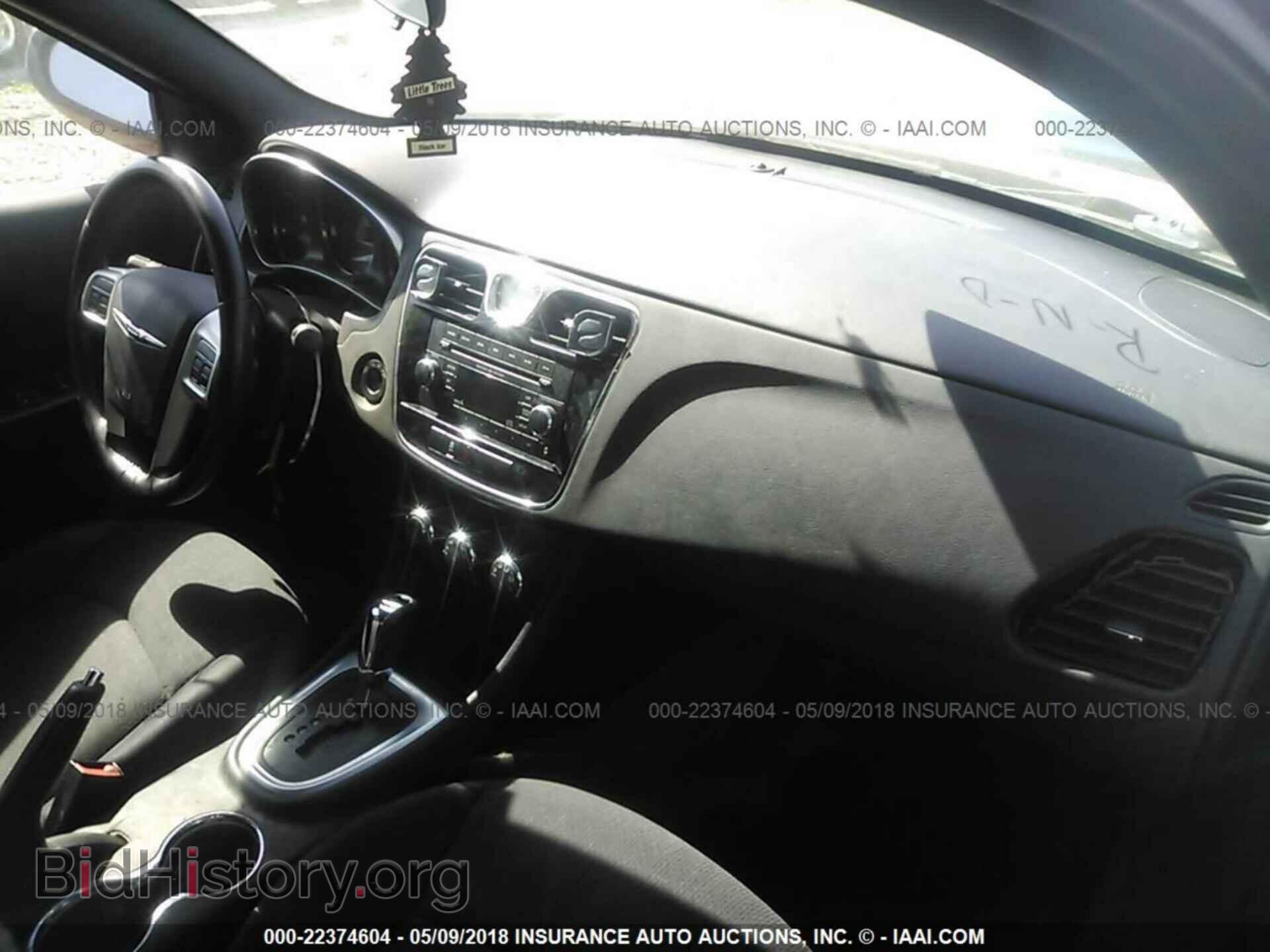 2012 Chrysler 200 - VIN: 1C3CCBBB2CN302626 - Фото 5