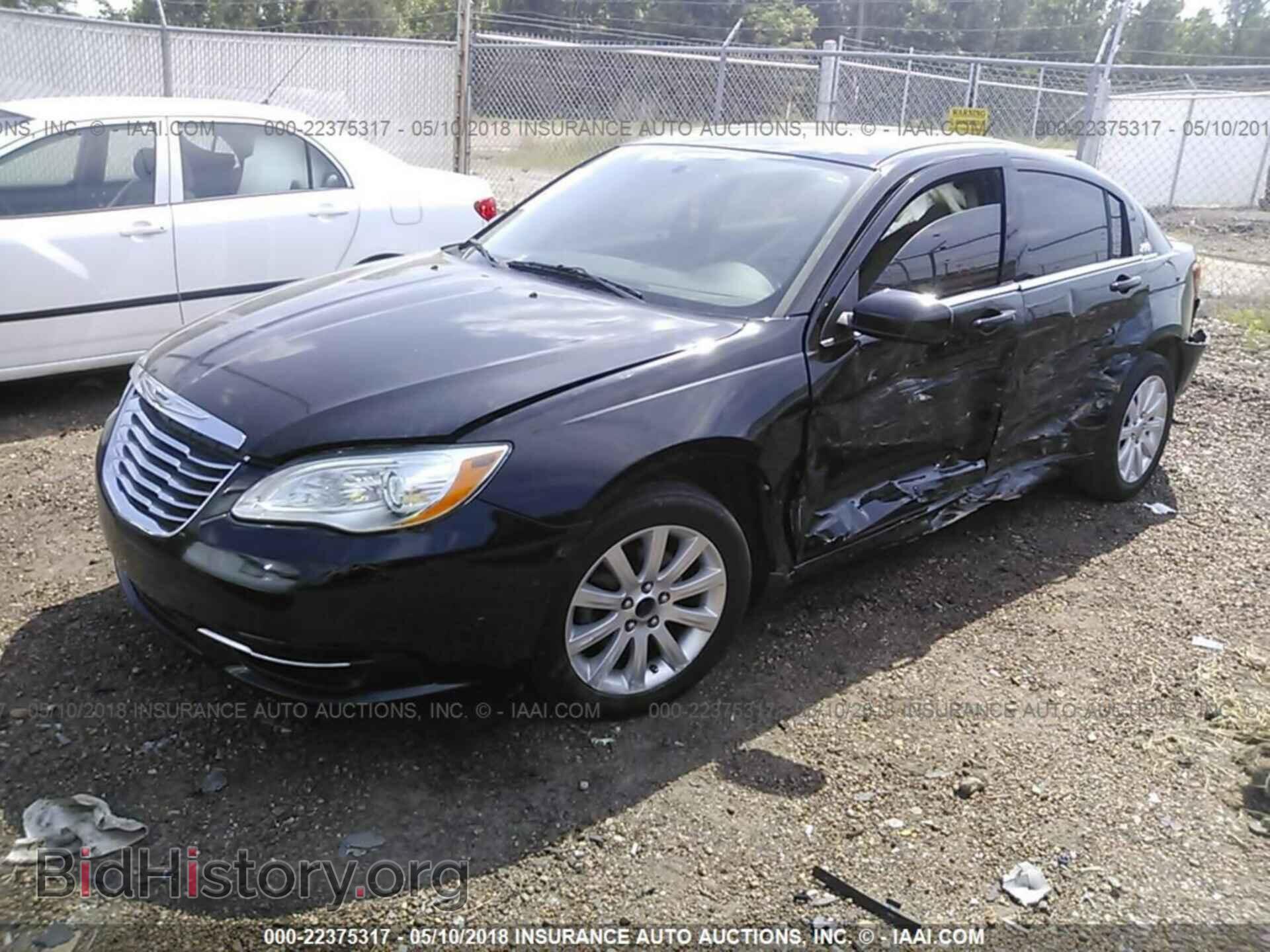 2012 Chrysler 200 - VIN: 1C3CCBBB5CN152981 - Photo 2