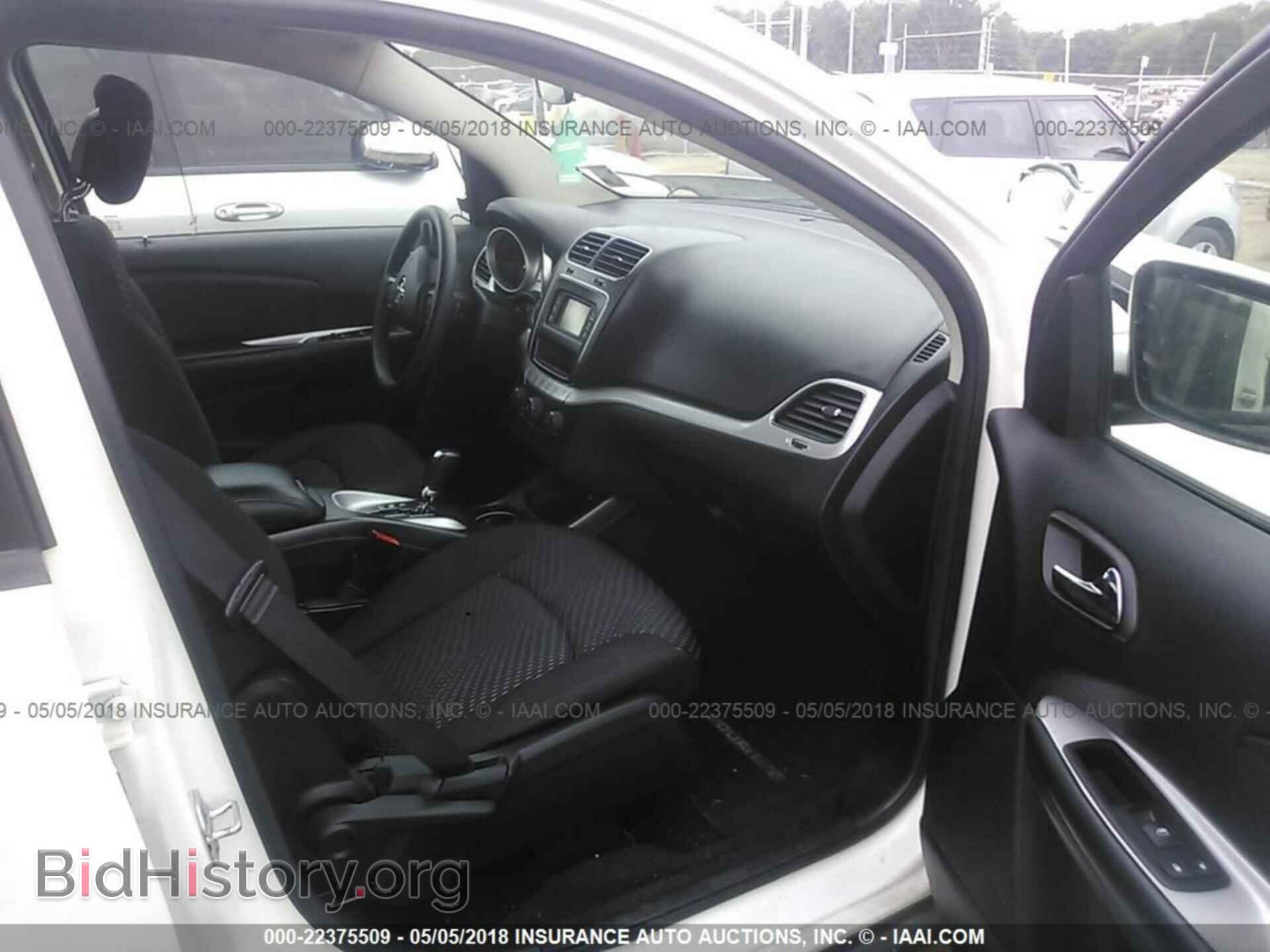 2016 Dodge Journey - VIN: 3C4PDCBG0GT153473 - Photo 5