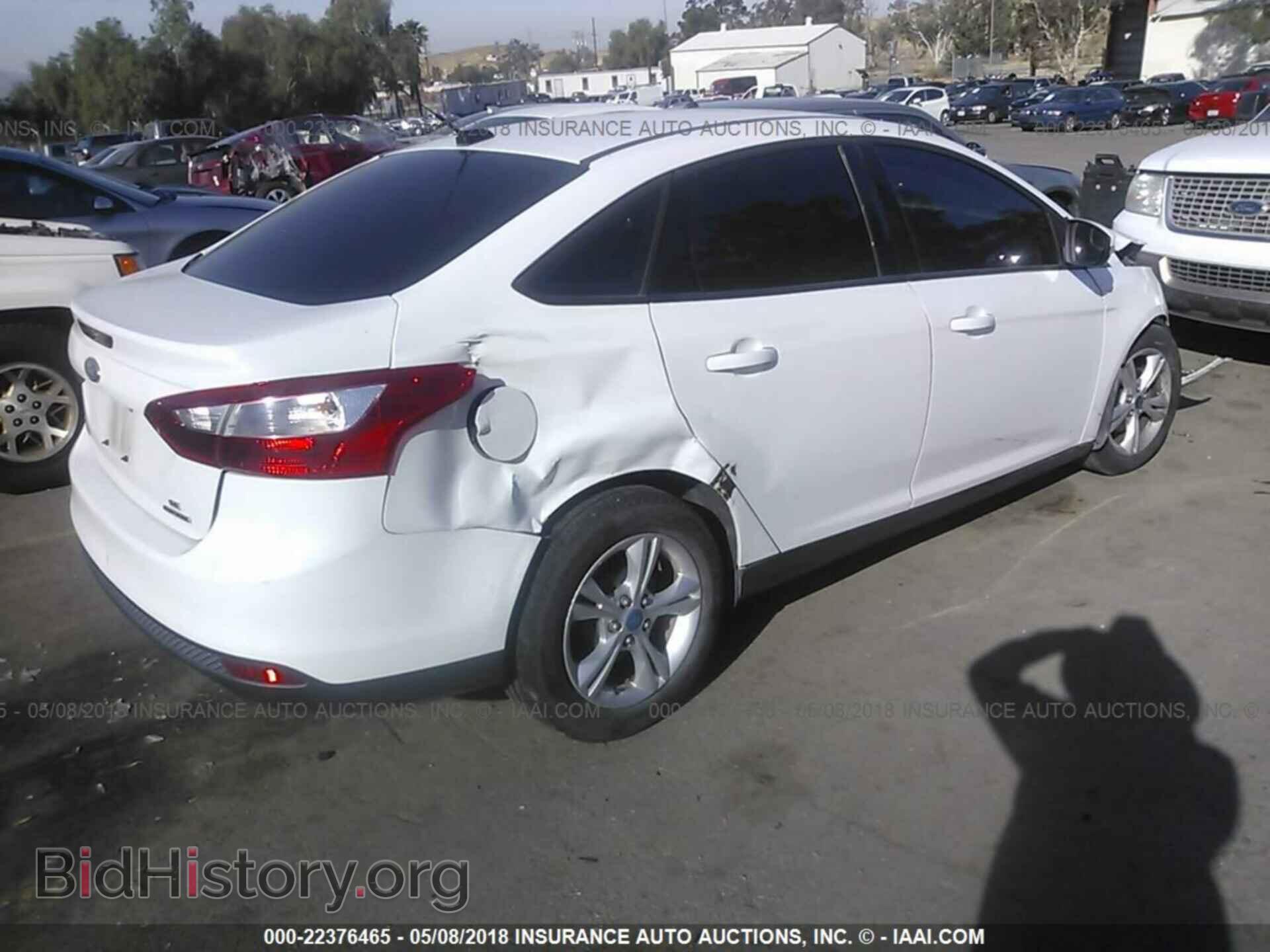 2013 Ford Focus - VIN: 1FADP3F22DL212822 - Photo 4