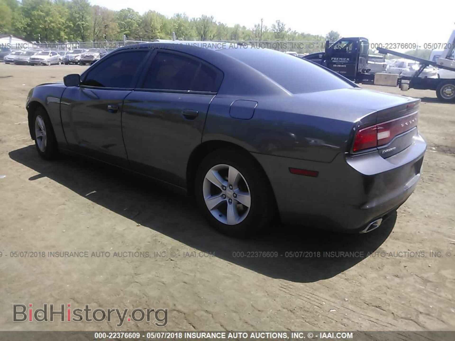 2014 Dodge CHARGER (VIN 2C3CDXBG0EH129092) — photo 3 of 10