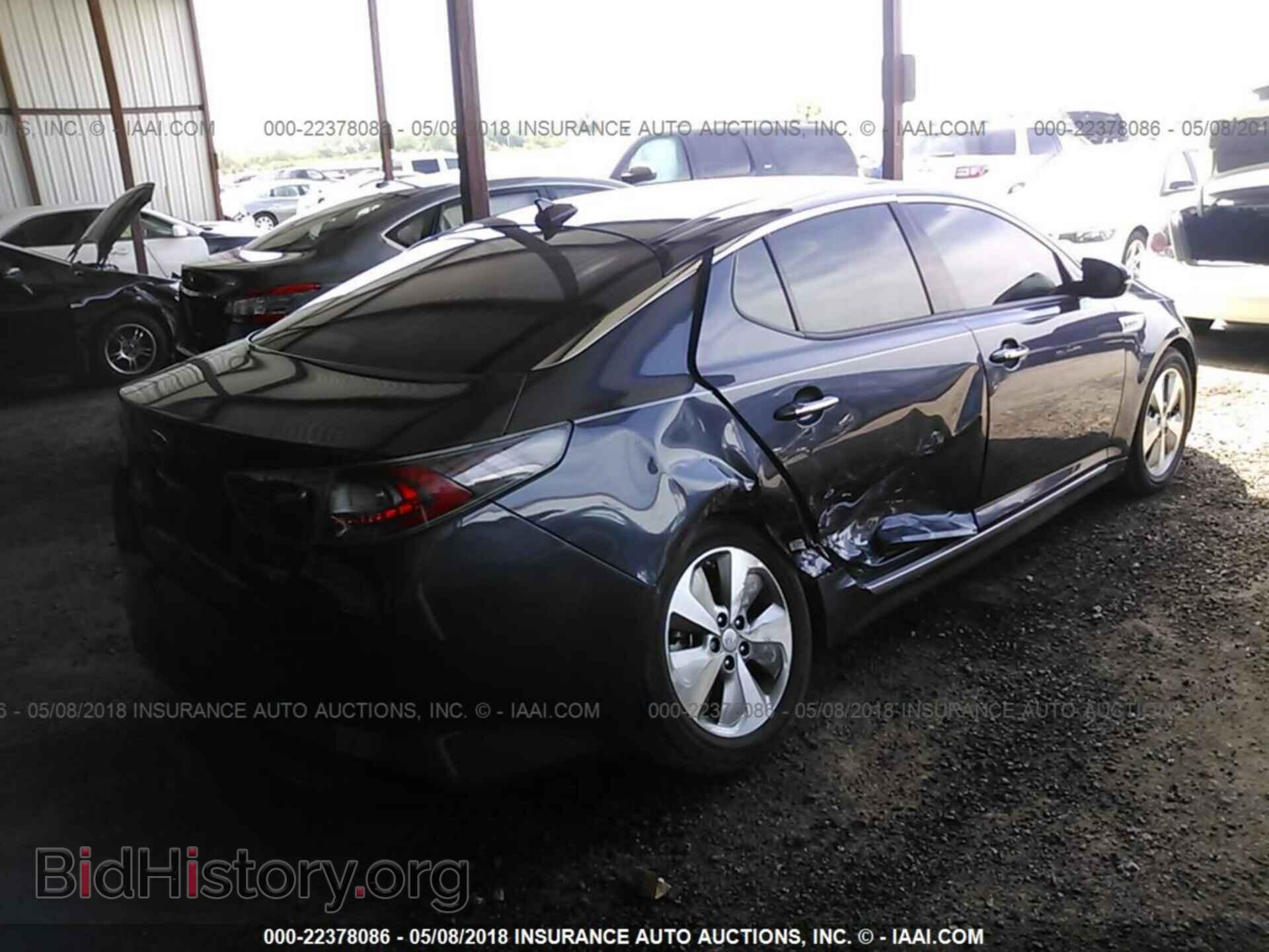 2015 Kia Optima - VIN: KNAGN4AD5F5089324 - Photo 4