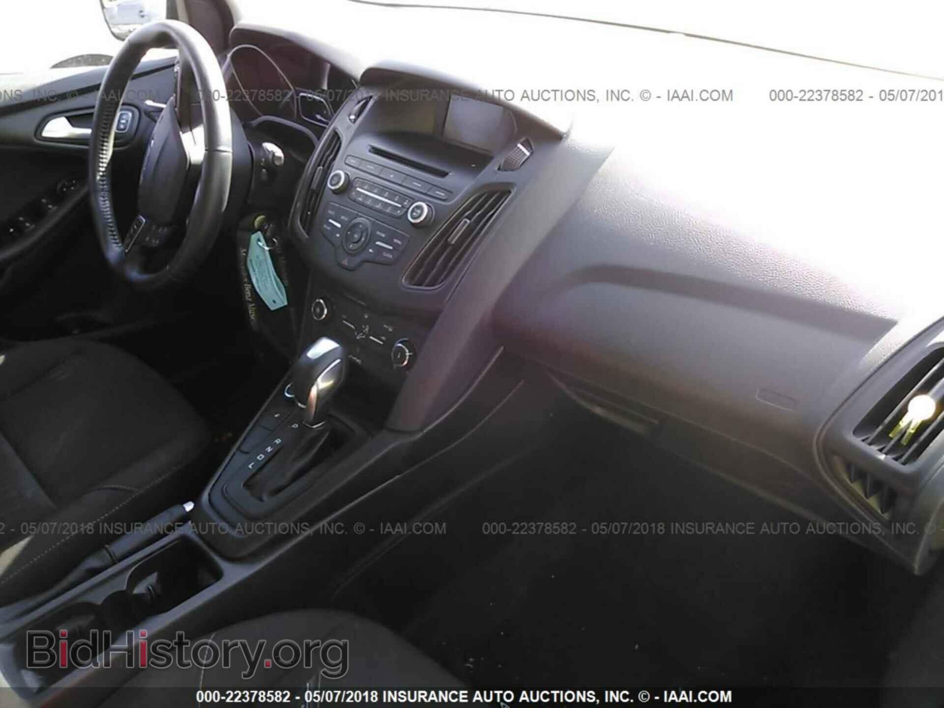 2016 Ford Focus - VIN: 1FADP3K21GL244297 - Фото 5