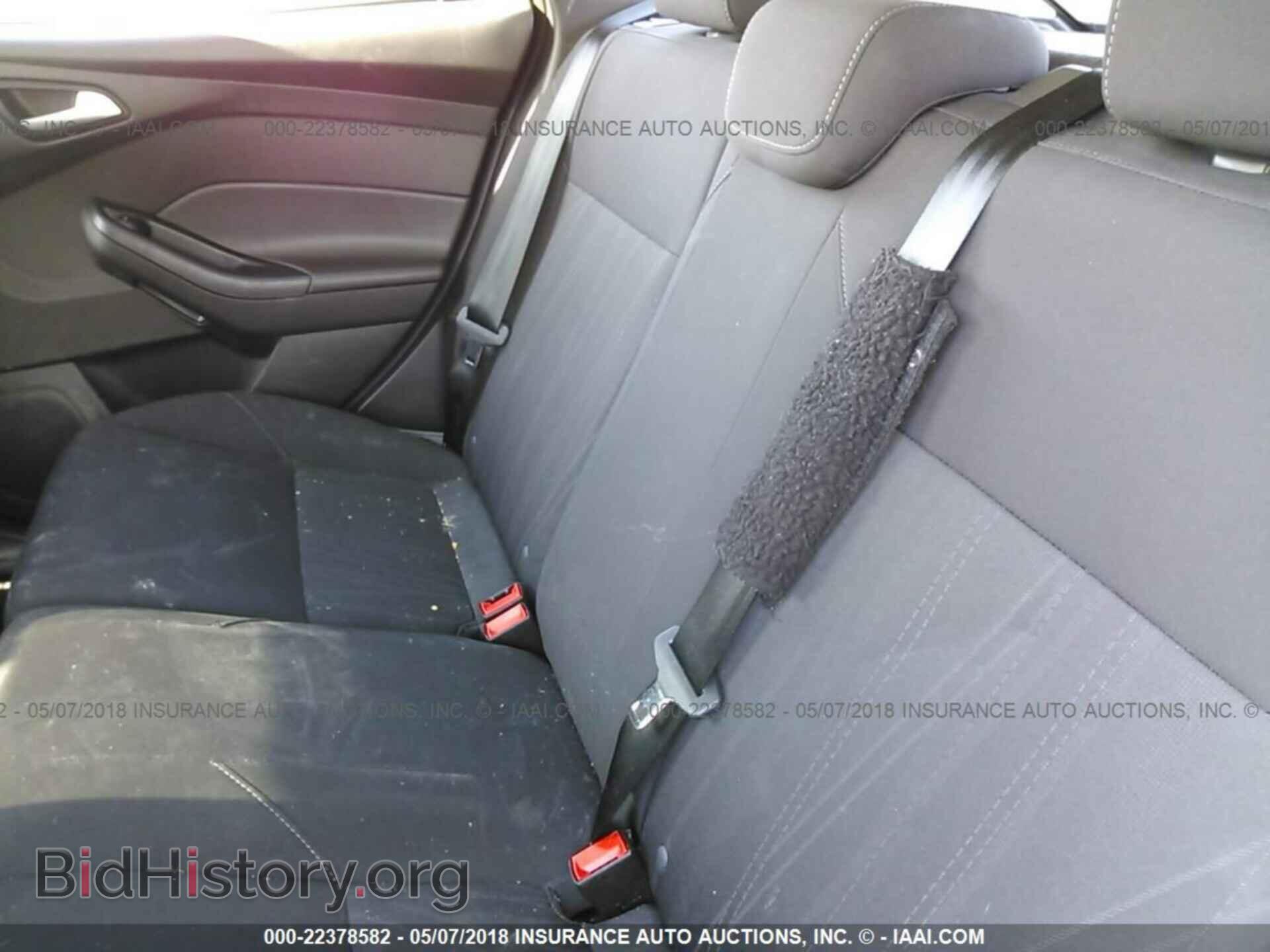 2016 Ford Focus - VIN: 1FADP3K21GL244297 - Фото 8