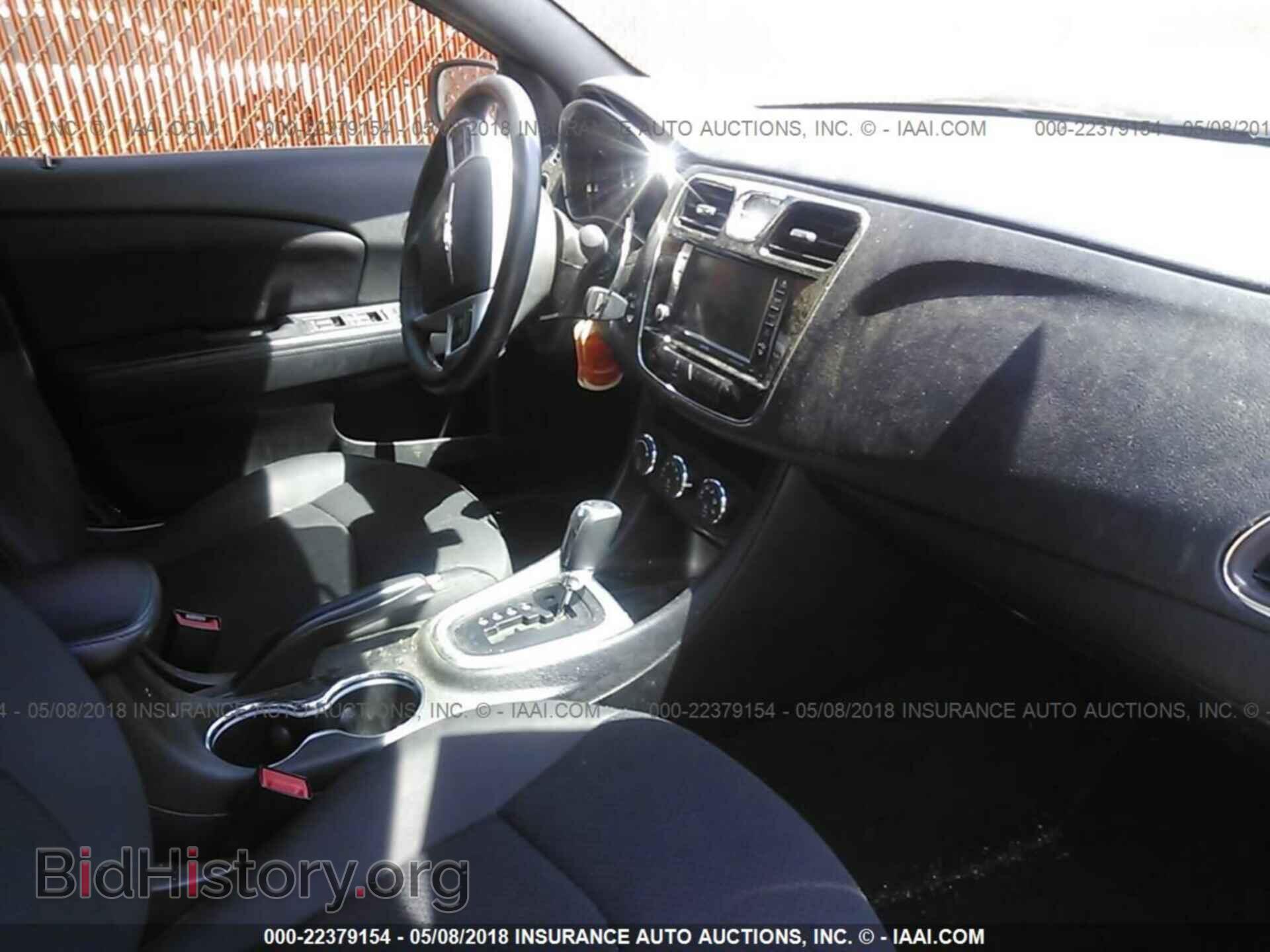 2013 Chrysler 200 - VIN: 1C3CCBBG9DN738418 - Photo 5